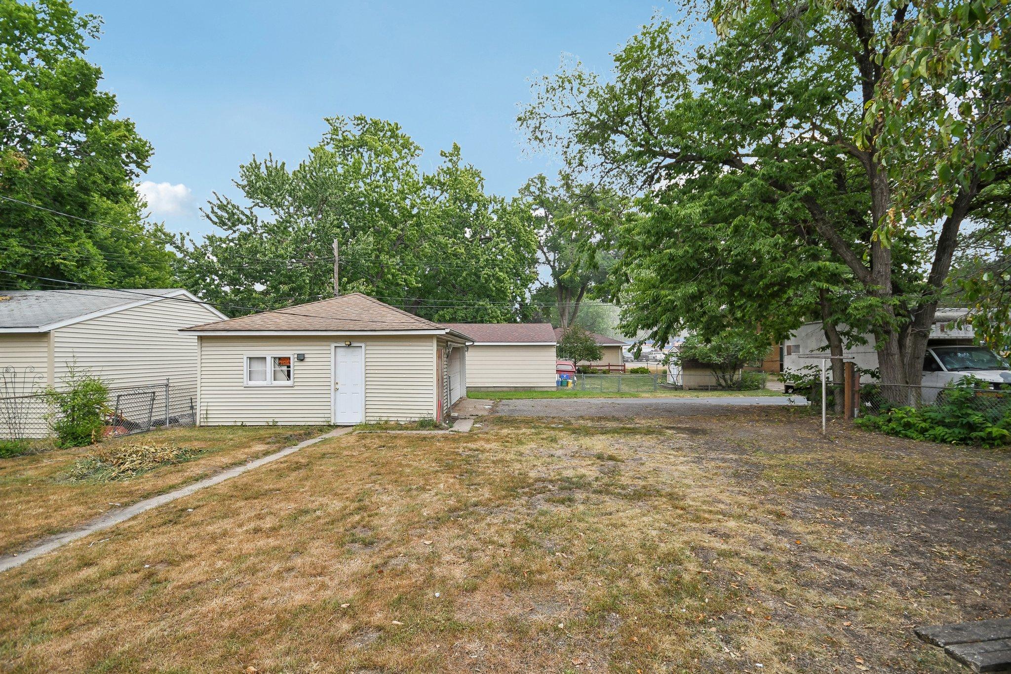 View of Residential at 5324 Emerson Avenue, Brooklyn Center MN 55430, Brooklyn Center (28 of 37) - Mike Wilen | Minnesota Team Real Estate