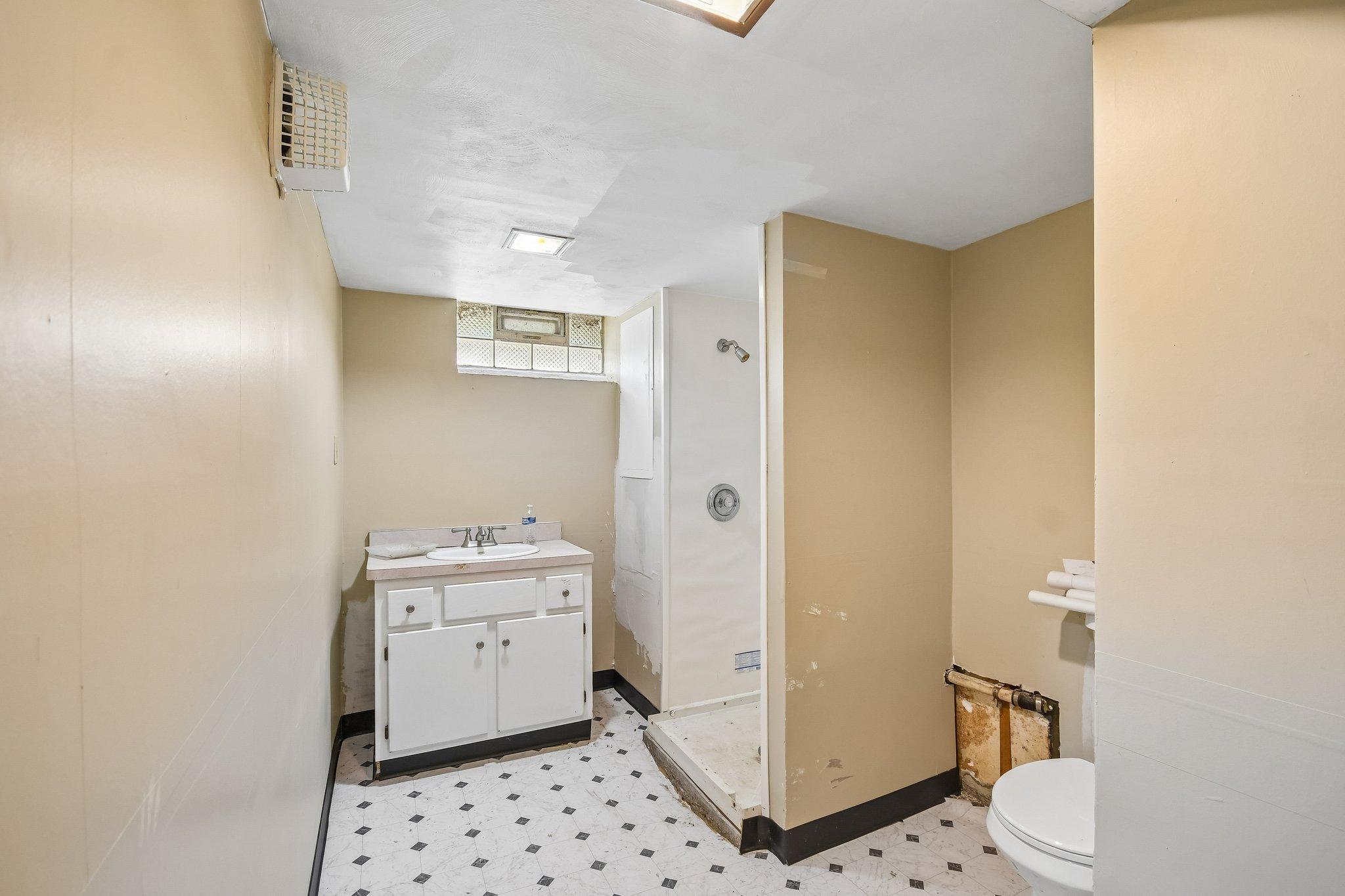 View of Residential at 5324 Emerson Avenue, Brooklyn Center MN 55430, Brooklyn Center (27 of 37) - Mike Wilen | Minnesota Team Real Estate