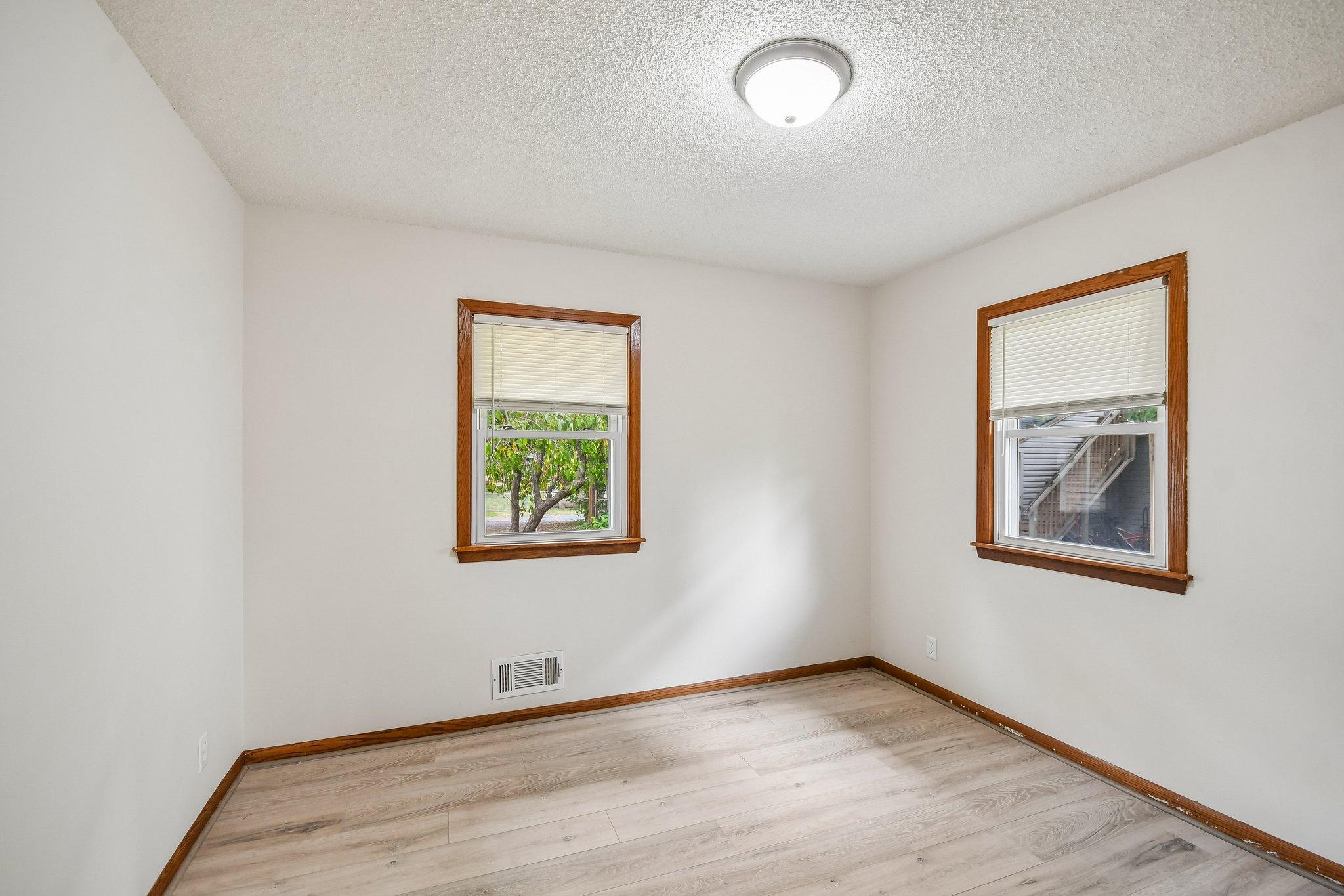 View of Residential at 5324 Emerson Avenue, Brooklyn Center MN 55430, Brooklyn Center (12 of 37) - Mike Wilen | Minnesota Team Real Estate
