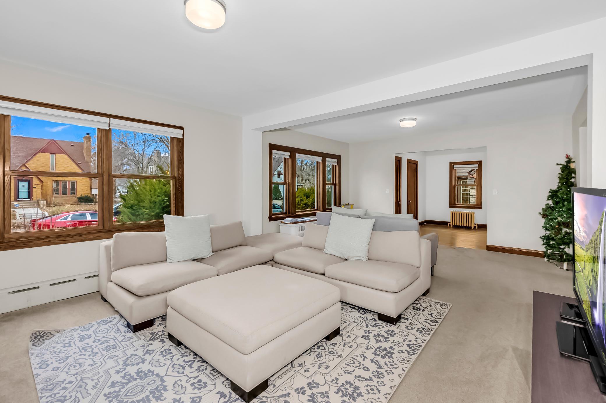 View of Residential at 4354 Upton Avenue, Minneapolis MN 55412, Minneapolis (8 of 38) - Mike Wilen | Minnesota Team Real Estate