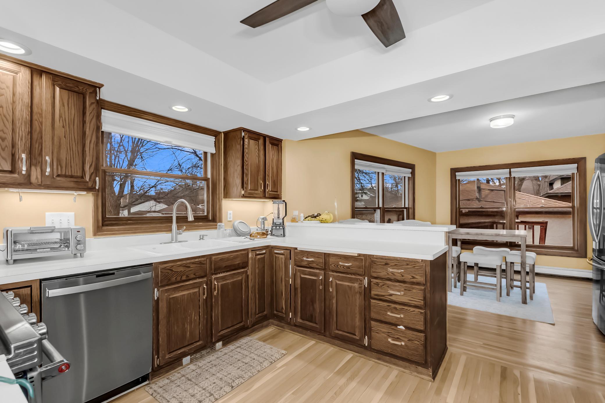View of Residential at 4354 Upton Avenue, Minneapolis MN 55412, Minneapolis (12 of 38) - Mike Wilen | Minnesota Team Real Estate
