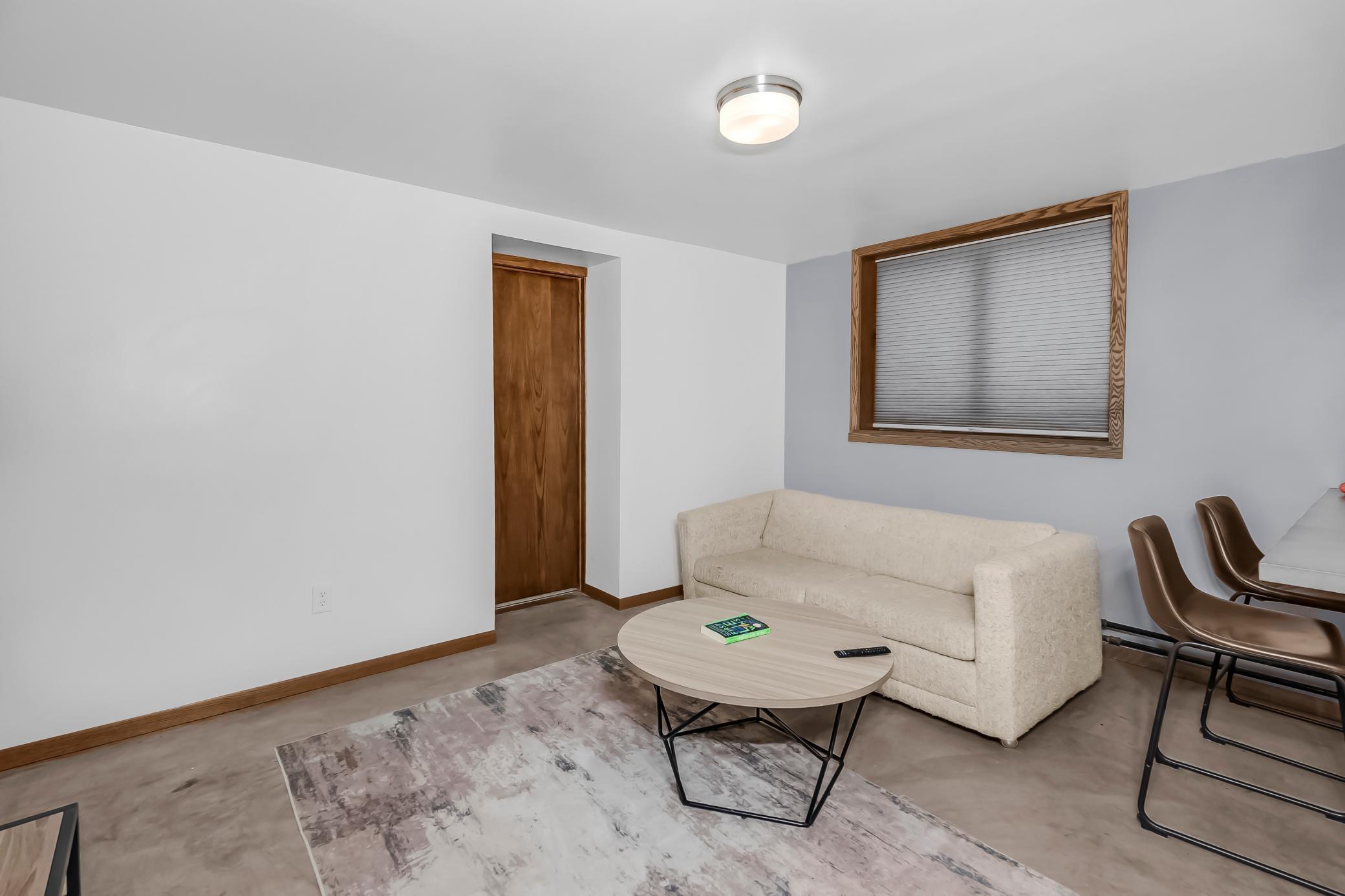 View of Residential at 4354 Upton Avenue, Minneapolis MN 55412, Minneapolis (24 of 38) - Mike Wilen | Minnesota Team Real Estate