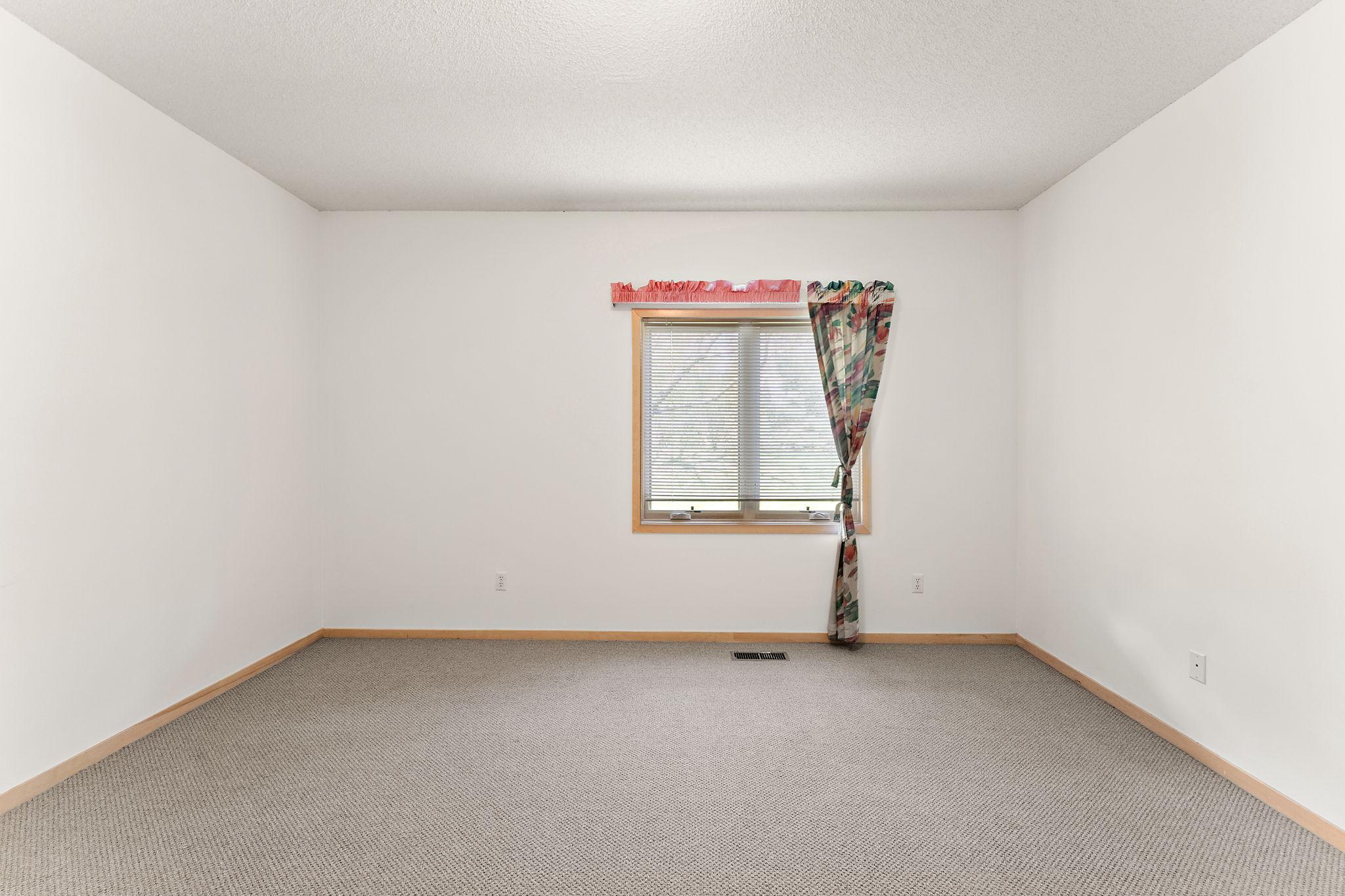 View of Residential at 8914 Hilloway Road, Eden Prairie MN 55347, Eden Prairie (37 of 45) - Mike Wilen | Minnesota Team Real Estate