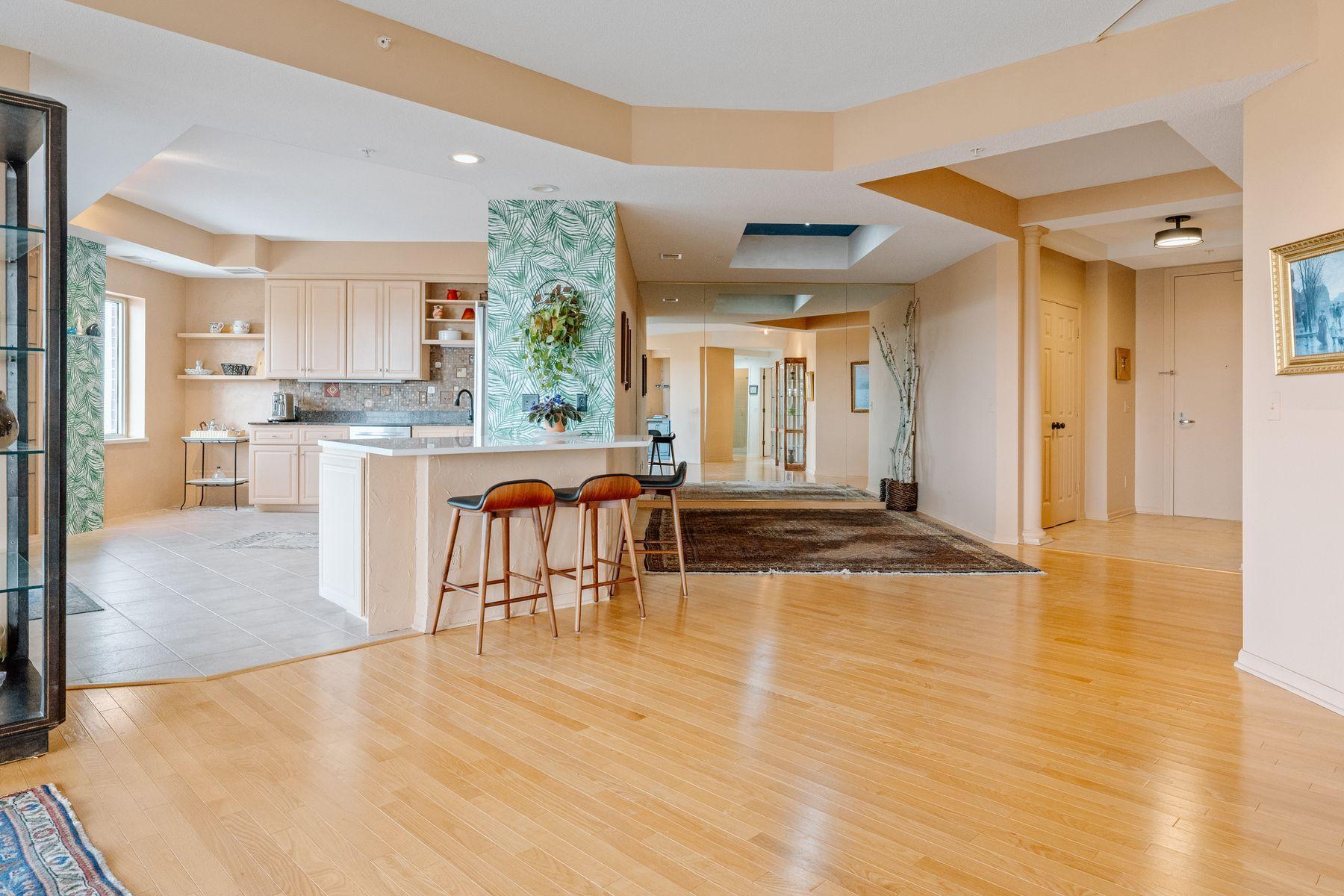 View of Residential at 8301 Creekside Circle #560, Bloomington MN 55437, Bloomington (9 of 40) - Mike Wilen | Minnesota Team Real Estate