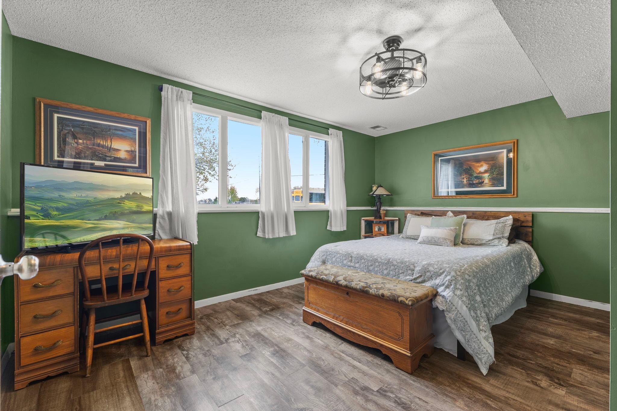 View of Residential at 7501 82nd Avenue, Brooklyn Park MN 55445, Brooklyn Park (16 of 26) - Mike Wilen | Minnesota Team Real Estate