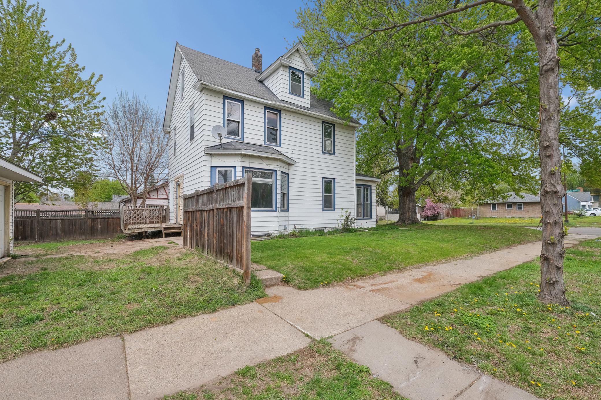 View of Residential at 1381 White Bear Avenue, Saint Paul MN 55106, Saint Paul (5 of 19) - Mike Wilen | Minnesota Team Real Estate
