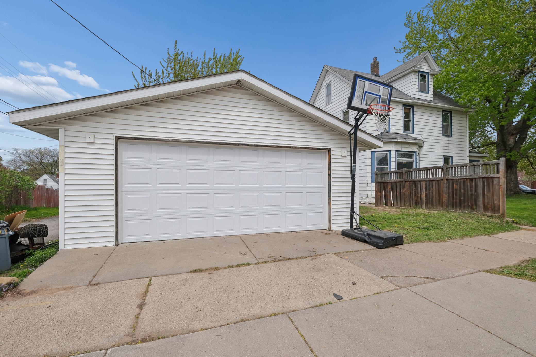 View of Residential at 1381 White Bear Avenue, Saint Paul MN 55106, Saint Paul (18 of 19) - Mike Wilen | Minnesota Team Real Estate