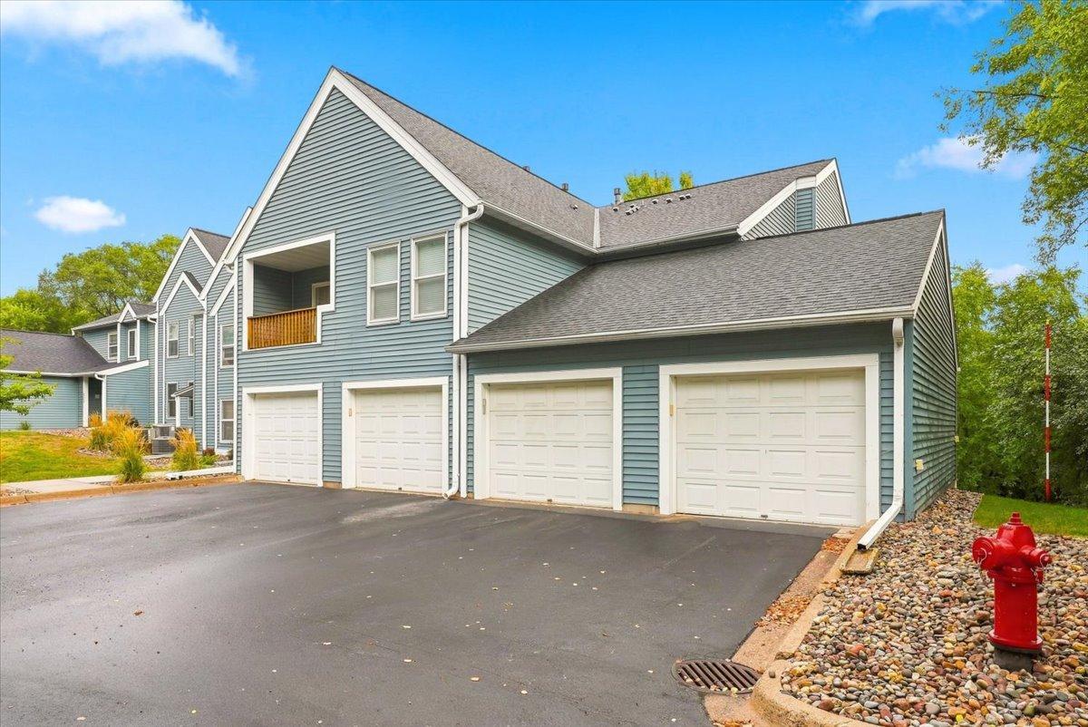 View of Residential at 1381 Berry Ridge Road #404, Eagan MN 55123, Eagan (5 of 25) - Mike Wilen | Minnesota Team Real Estate