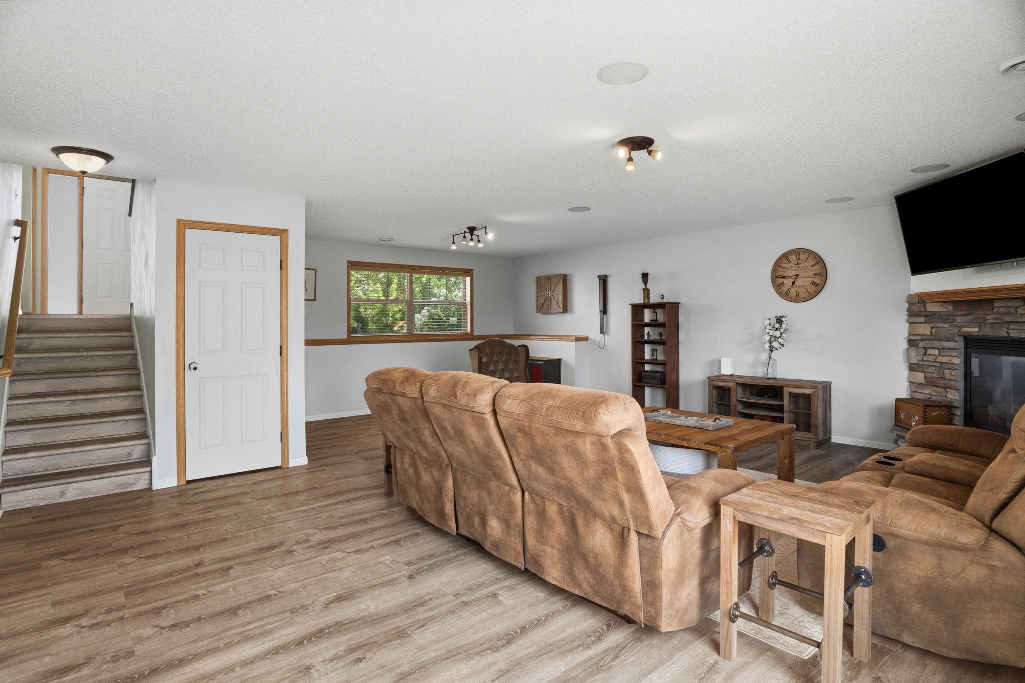 View of Residential at 9477 Dunes Lane, Cottage Grove MN 55016, Cottage Grove (35 of 59) - Mike Wilen | Minnesota Team Real Estate