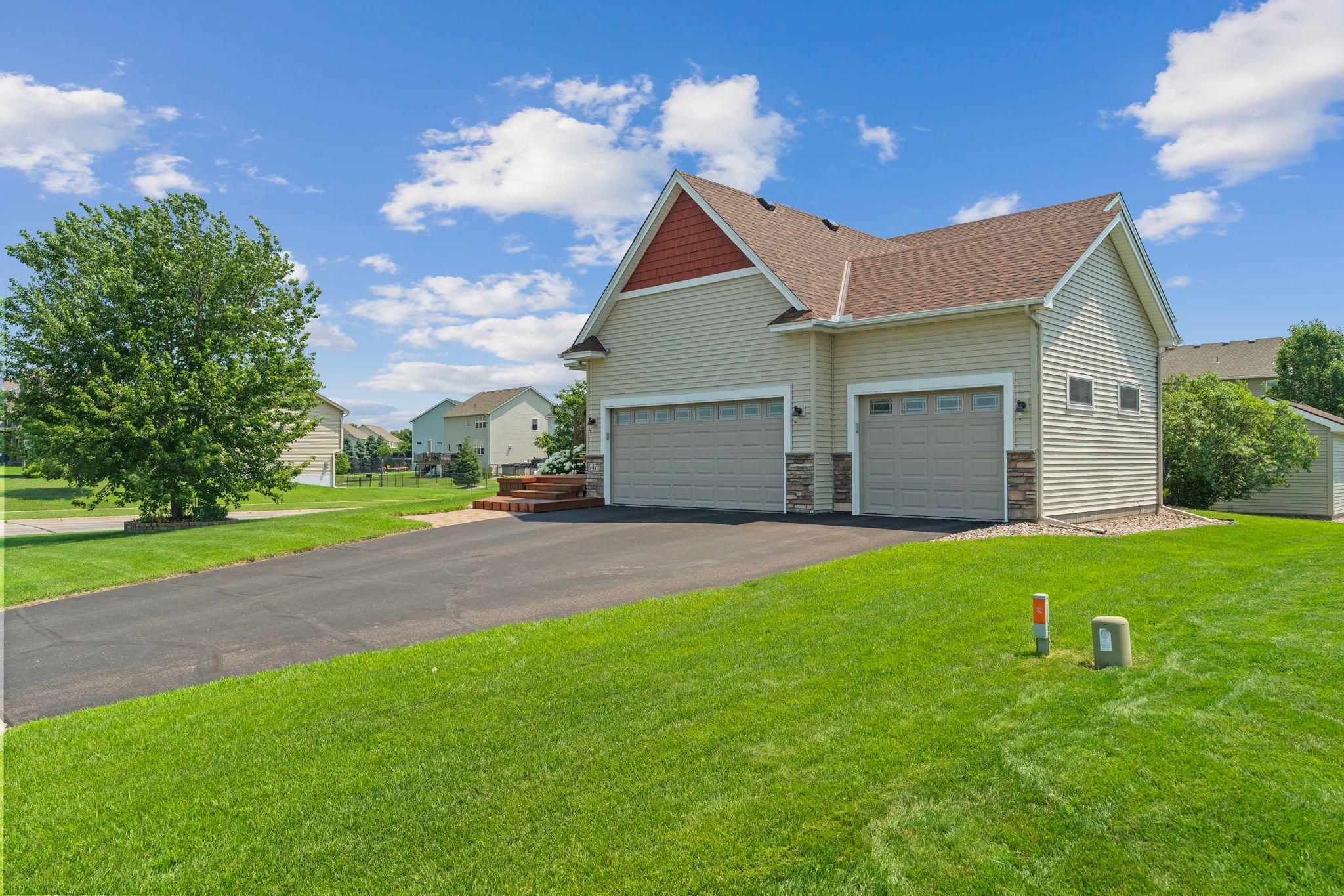 View of Residential at 9477 Dunes Lane, Cottage Grove MN 55016, Cottage Grove (4 of 59) - Mike Wilen | Minnesota Team Real Estate