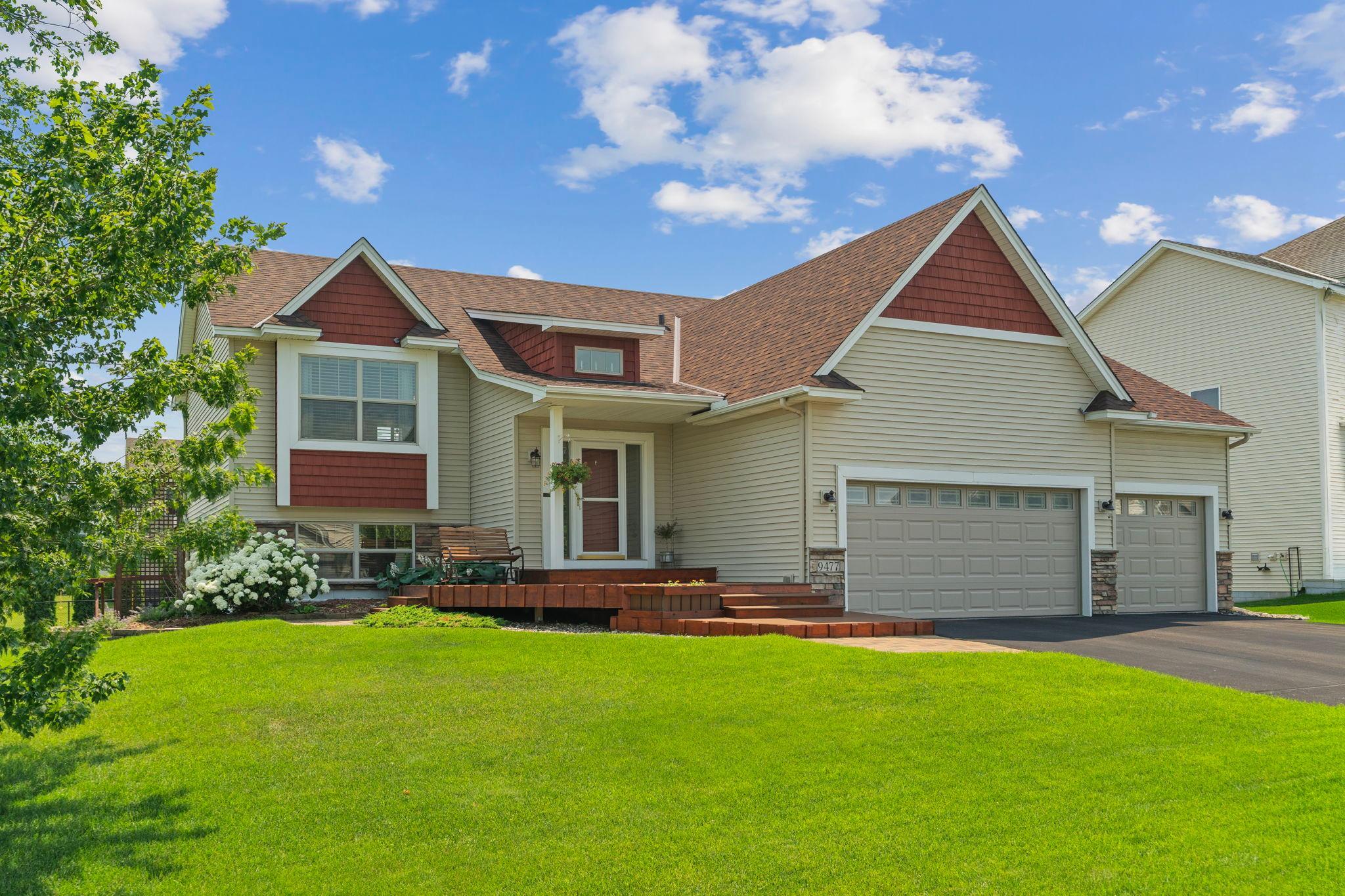 View of Residential at 9477 Dunes Lane, Cottage Grove MN 55016, Cottage Grove (2 of 59) - Mike Wilen | Minnesota Team Real Estate