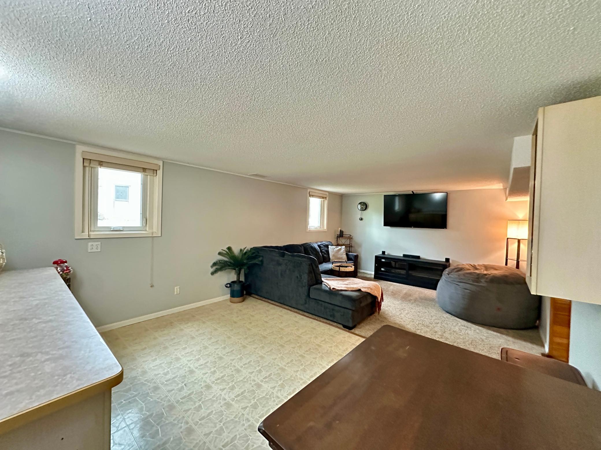 View of Residential at 4367 Arden View Court, Arden Hills MN 55112, Arden Hills (20 of 36) - Mike Wilen | Minnesota Team Real Estate