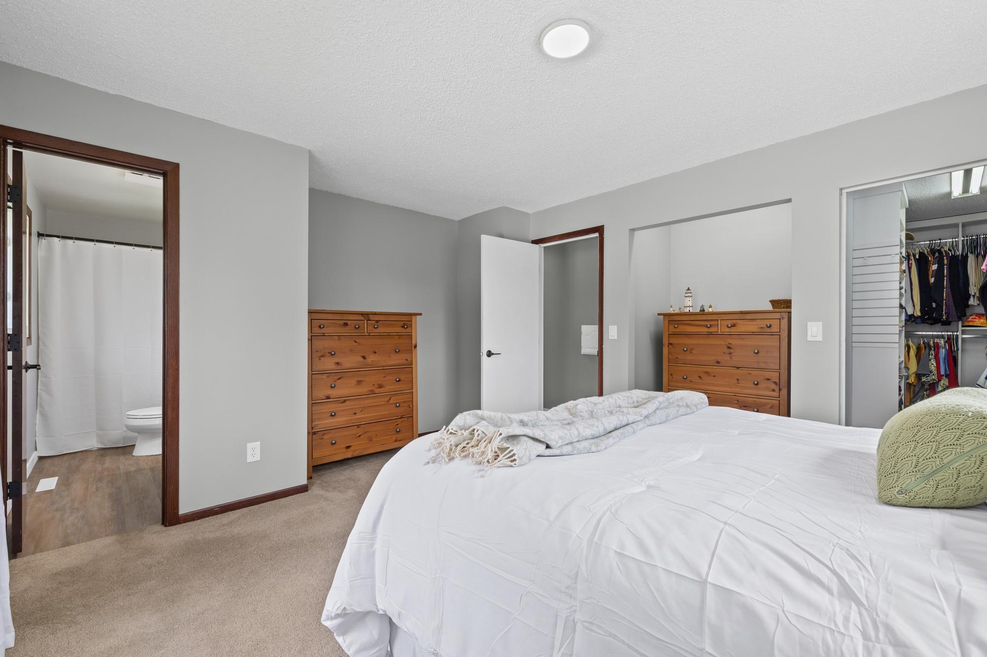 View of Residential at 13324 Lynn Avenue, Savage MN 55378, Savage (11 of 28) - Mike Wilen | Minnesota Team Real Estate