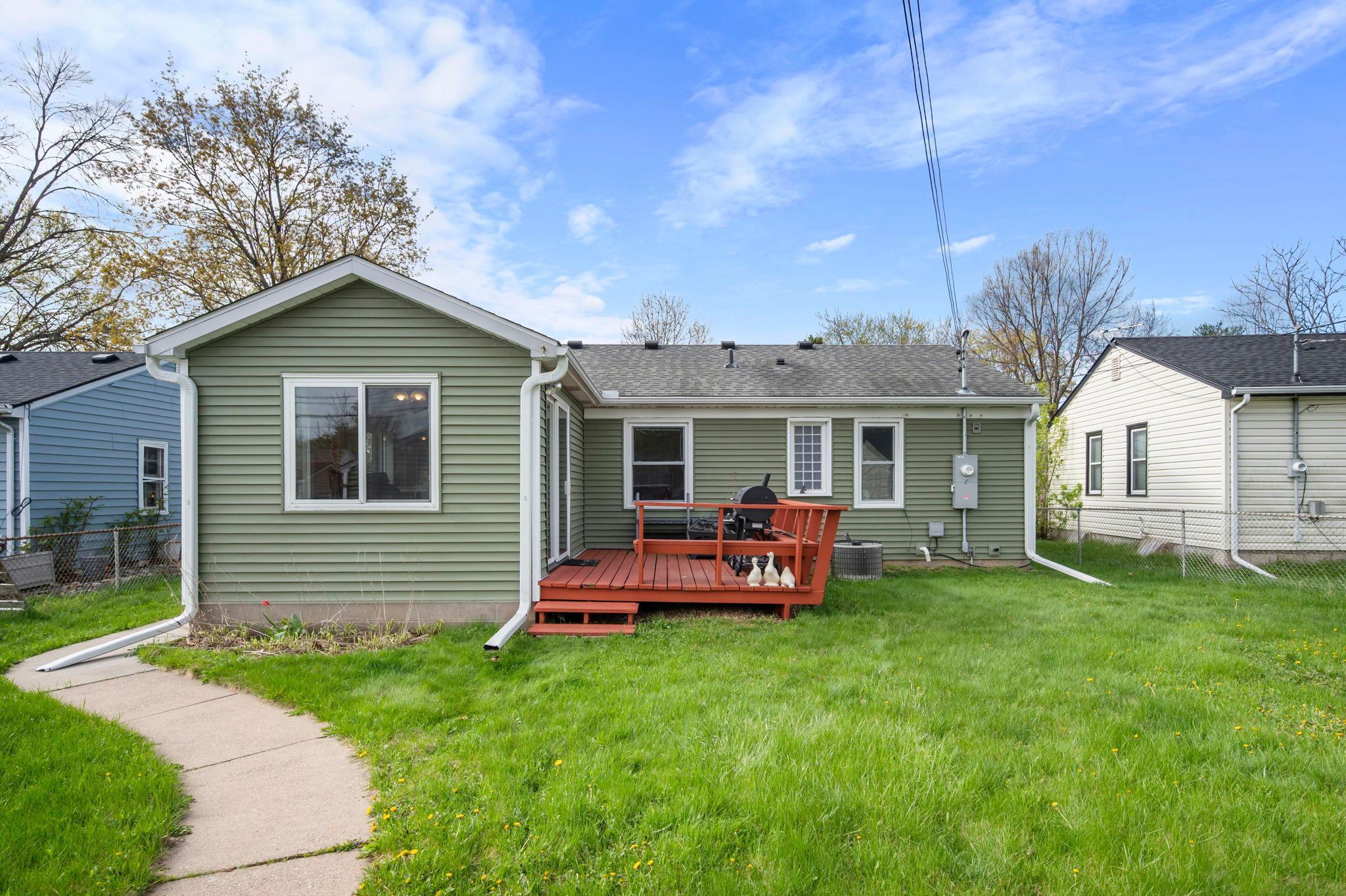 View of Residential at 1675 Iowa Avenue, Saint Paul MN 55106, Saint Paul (41 of 72) - Mike Wilen | Minnesota Team Real Estate