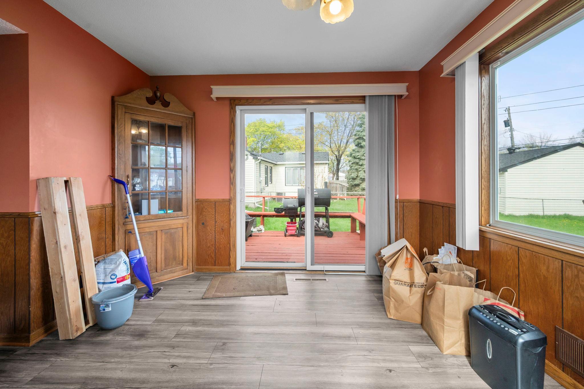 View of Residential at 1675 Iowa Avenue, Saint Paul MN 55106, Saint Paul (20 of 72) - Mike Wilen | Minnesota Team Real Estate