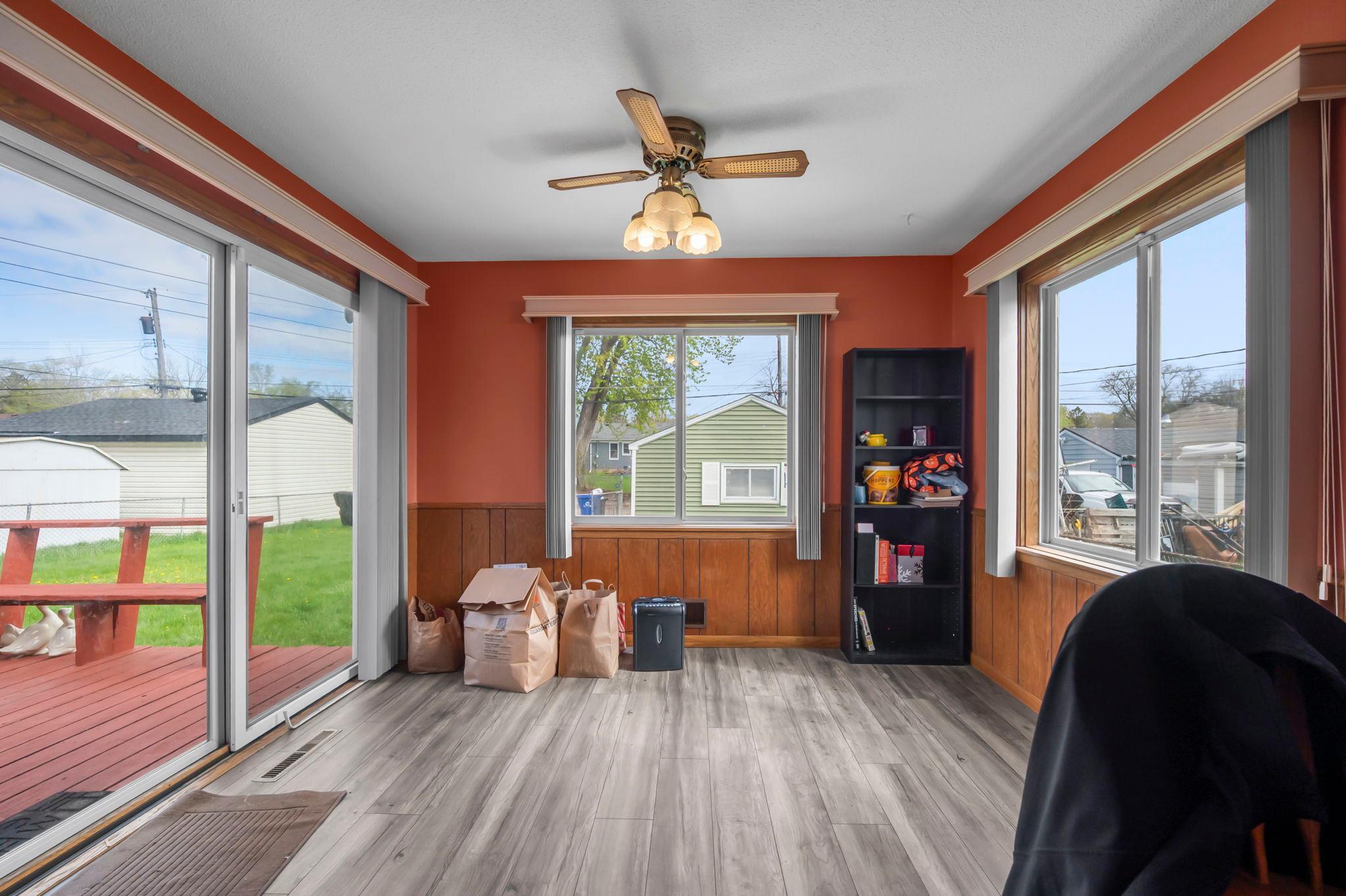 View of Residential at 1675 Iowa Avenue, Saint Paul MN 55106, Saint Paul (18 of 72) - Mike Wilen | Minnesota Team Real Estate