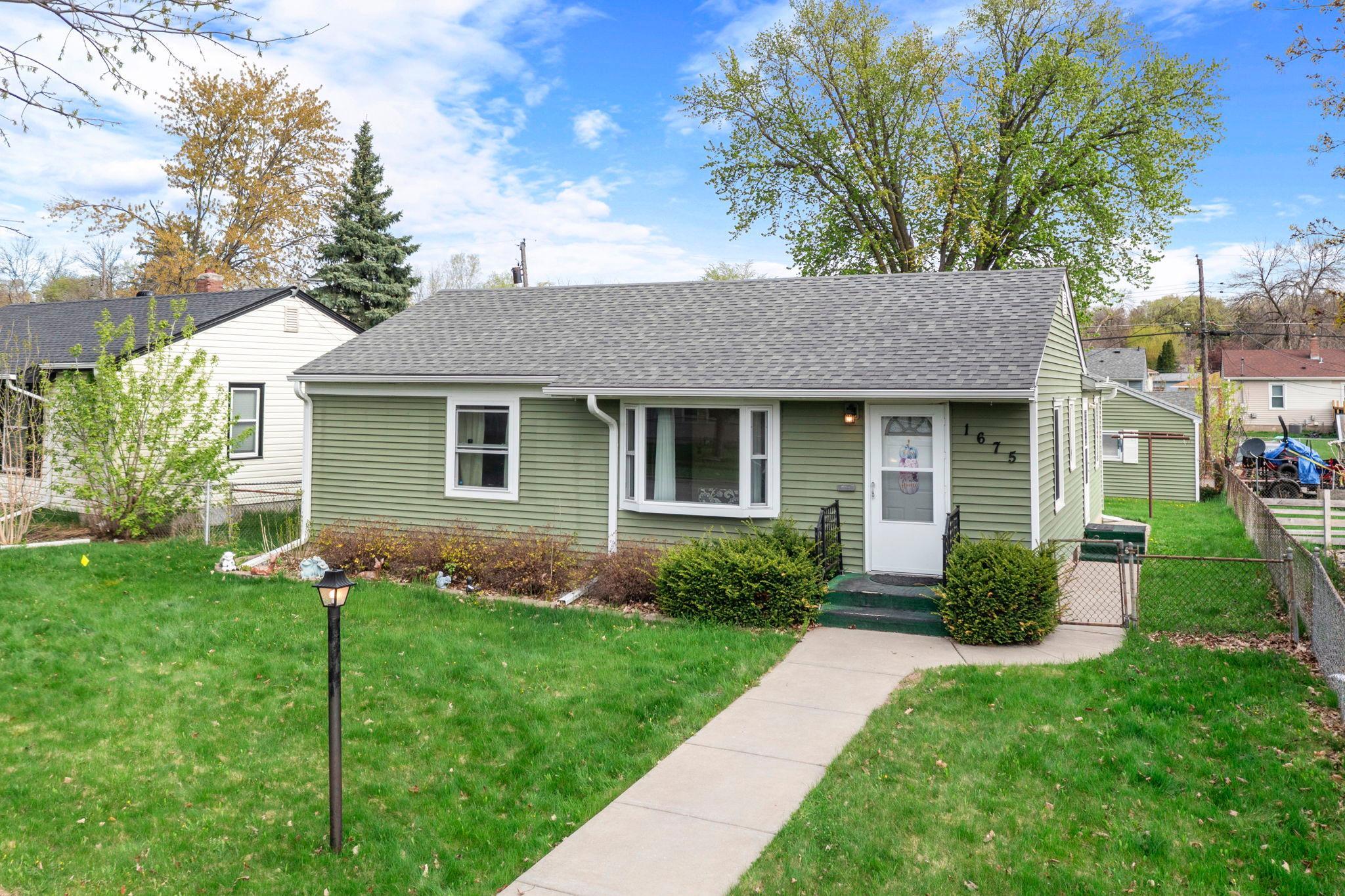 View of Residential at 1675 Iowa Avenue, Saint Paul MN 55106, Saint Paul (6 of 72) - Mike Wilen | Minnesota Team Real Estate