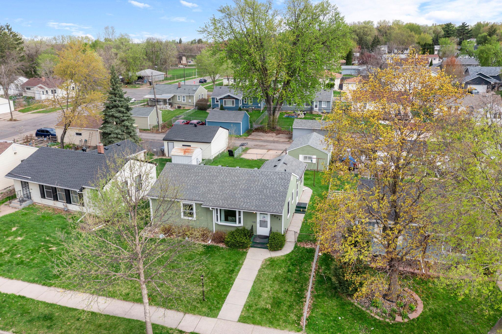 View of Residential at 1675 Iowa Avenue, Saint Paul MN 55106, Saint Paul (63 of 72) - Mike Wilen | Minnesota Team Real Estate