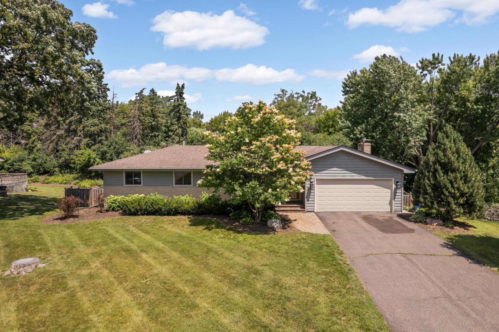 View of Residential at 2080 Kelly Drive, Golden Valley MN 55427, Golden Valley (6 of 70) - Mike Wilen | Minnesota Team Real Estate