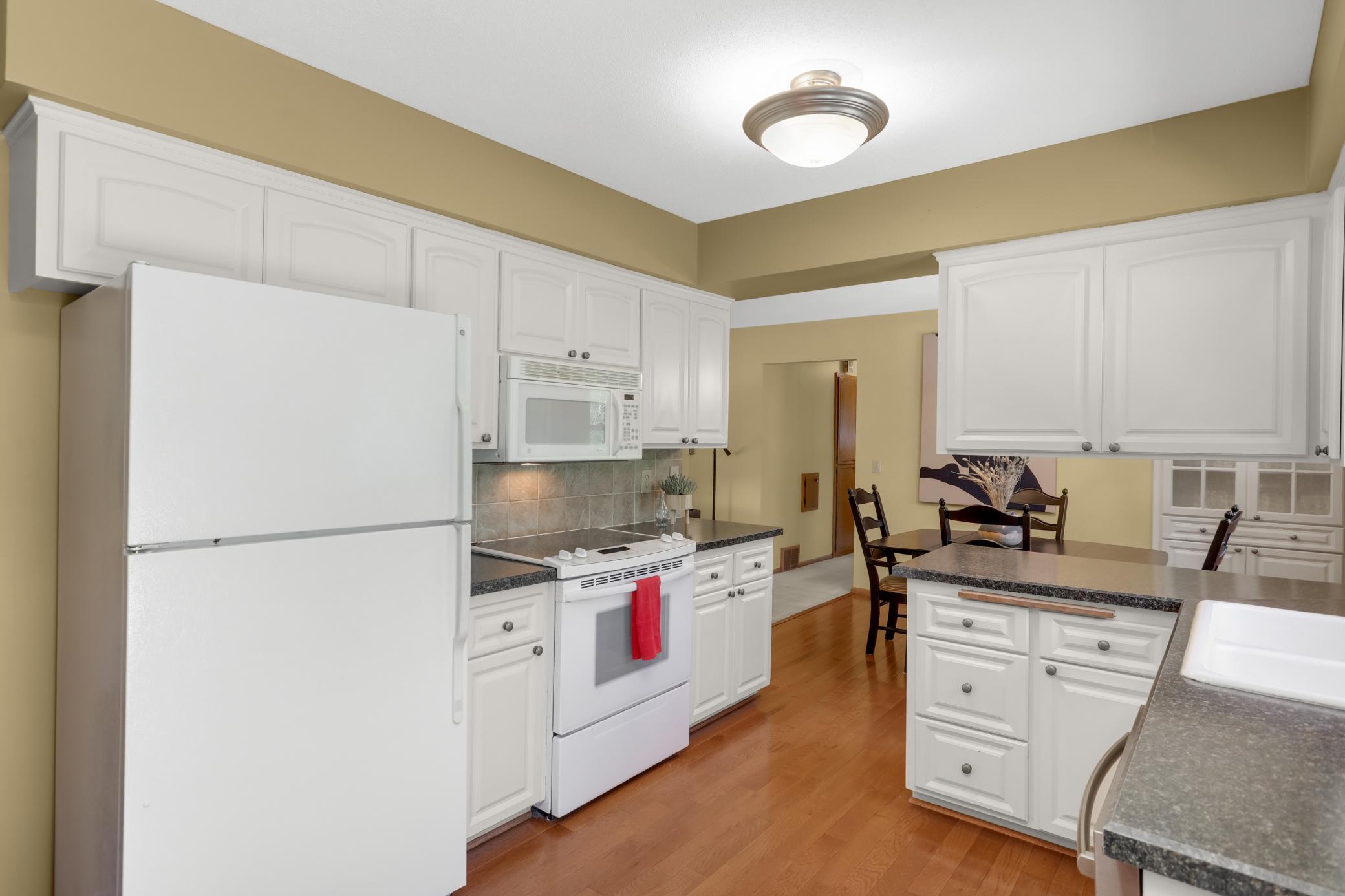 View of Residential at 2080 Kelly Drive, Golden Valley MN 55427, Golden Valley (24 of 70) - Mike Wilen | Minnesota Team Real Estate