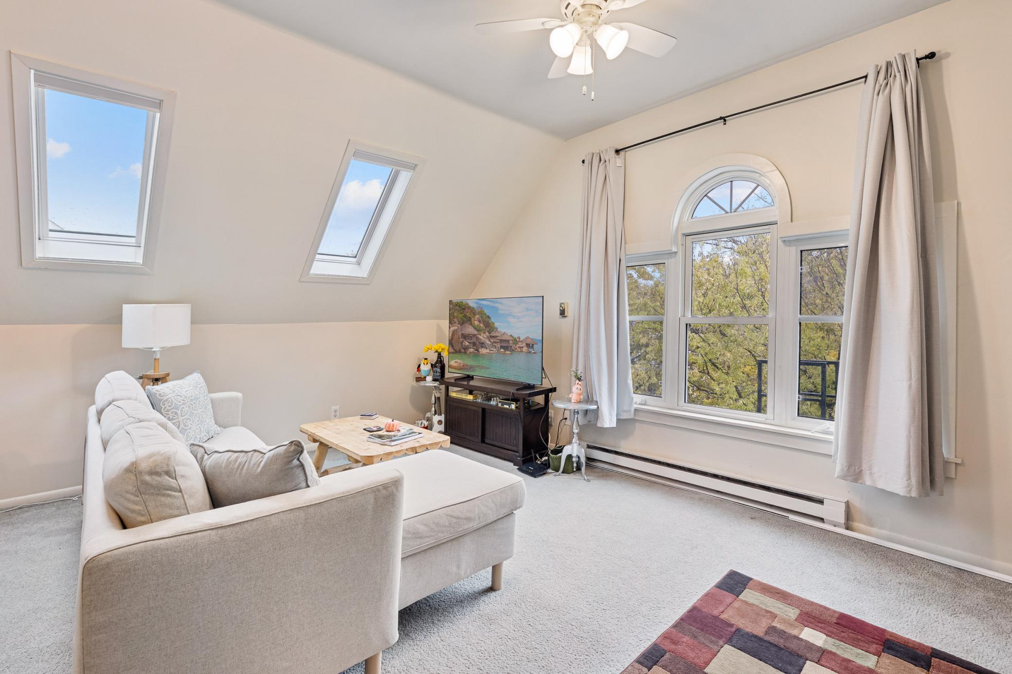 View of Residential Income at 1915 Fremont Avenue, Minneapolis MN 55403, Minneapolis (52 of 78) - Mike Wilen | Minnesota Team Real Estate