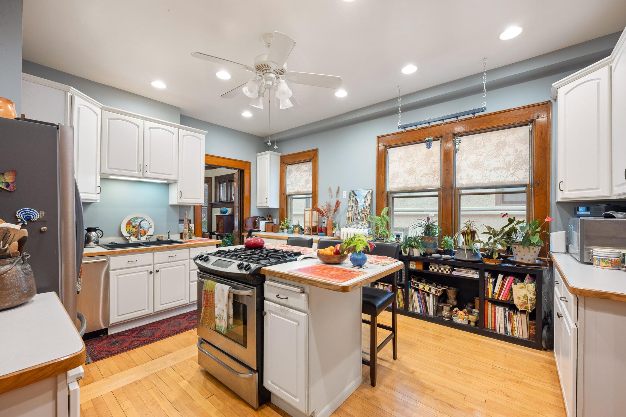 View of Residential Income at 1915 Fremont Avenue, Minneapolis MN 55403, Minneapolis (16 of 78) - Mike Wilen | Minnesota Team Real Estate