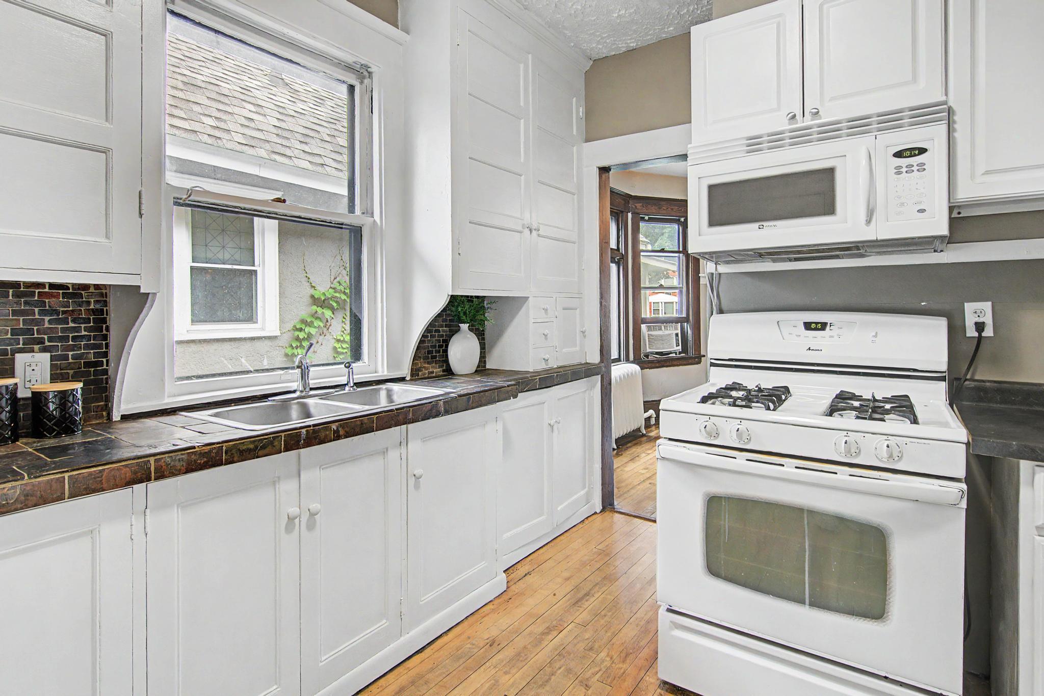 View of Residential at 3803 Blaisdell Avenue, Minneapolis MN 55409, Minneapolis (4 of 33) - Mike Wilen | Minnesota Team Real Estate