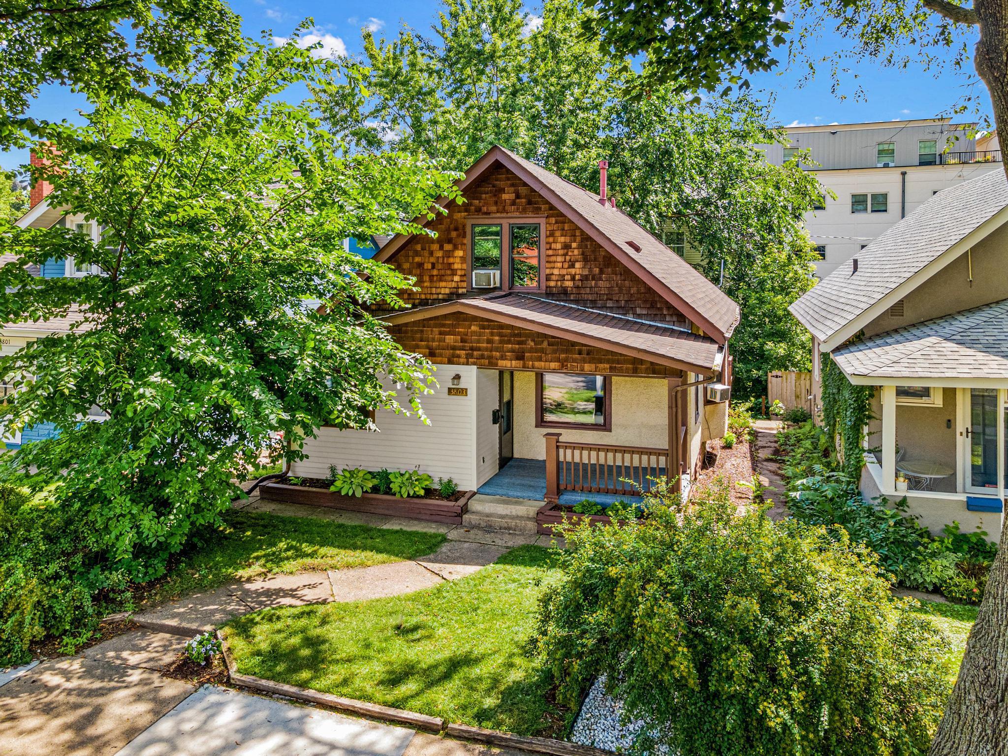 View of Residential at 3803 Blaisdell Avenue, Minneapolis MN 55409, Minneapolis (7 of 33) - Mike Wilen | Minnesota Team Real Estate