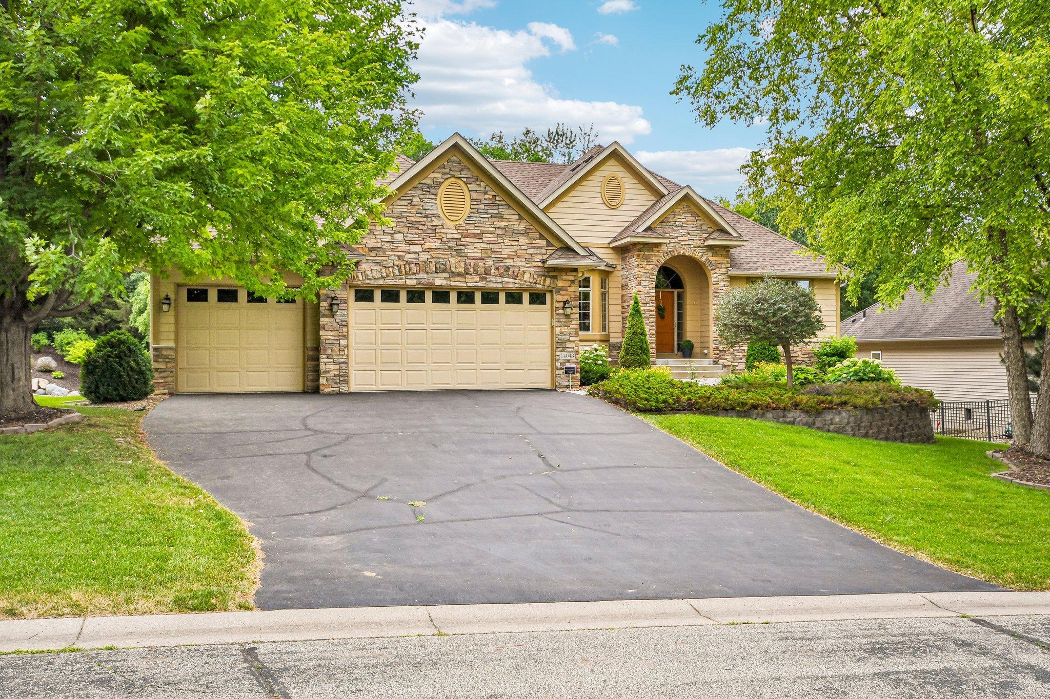 View of Residential at 14043 Kings Court, Savage MN 55378, Savage (33 of 41) - Mike Wilen | Minnesota Team Real Estate