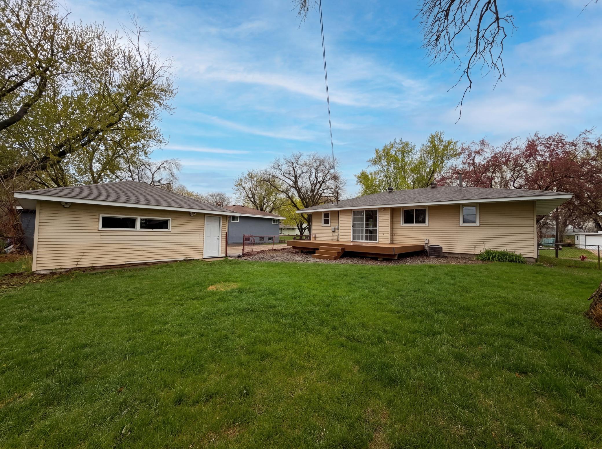 View of Residential at 2807 Ohenry Road, Brooklyn Center MN 55430, Brooklyn Center (20 of 21) - Mike Wilen | Minnesota Team Real Estate