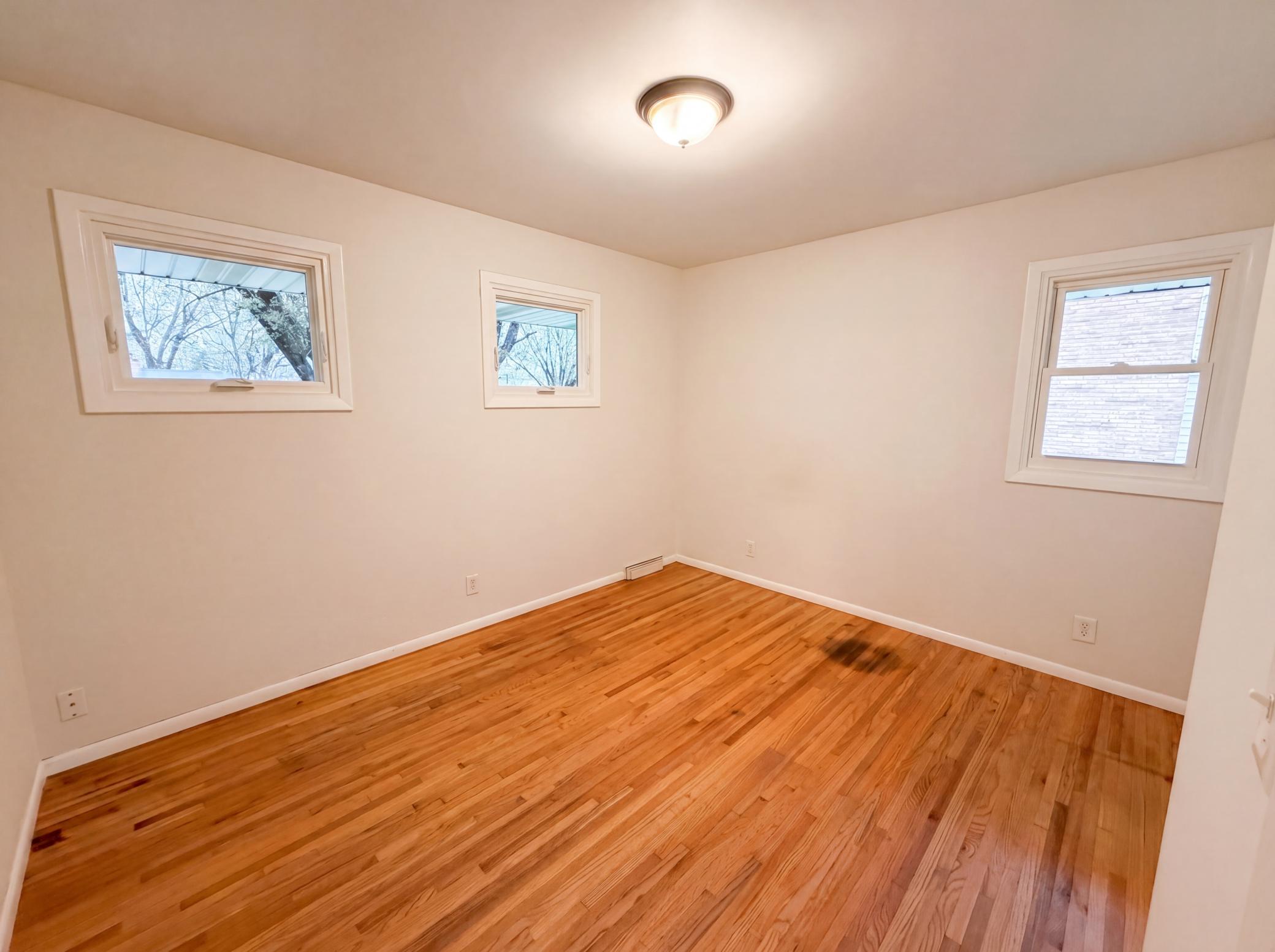 View of Residential at 2807 Ohenry Road, Brooklyn Center MN 55430, Brooklyn Center (12 of 21) - Mike Wilen | Minnesota Team Real Estate