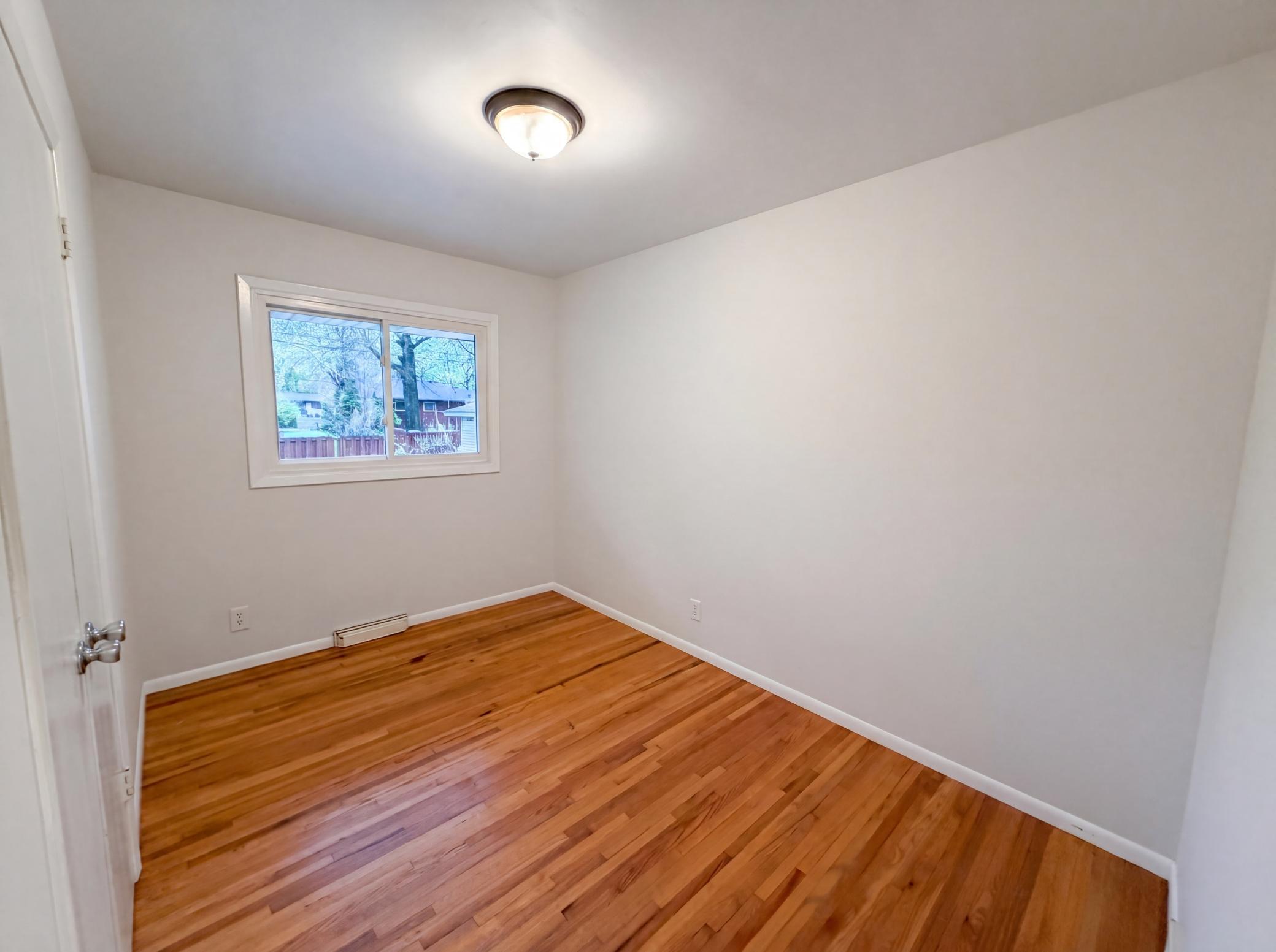 View of Residential at 2807 Ohenry Road, Brooklyn Center MN 55430, Brooklyn Center (10 of 21) - Mike Wilen | Minnesota Team Real Estate