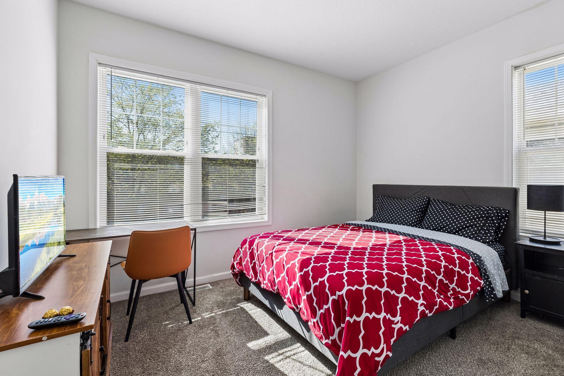 View of Residential Income at 2109 Aldrich Avenue, Minneapolis MN 55405, Minneapolis (28 of 51) - Mike Wilen | Minnesota Team Real Estate