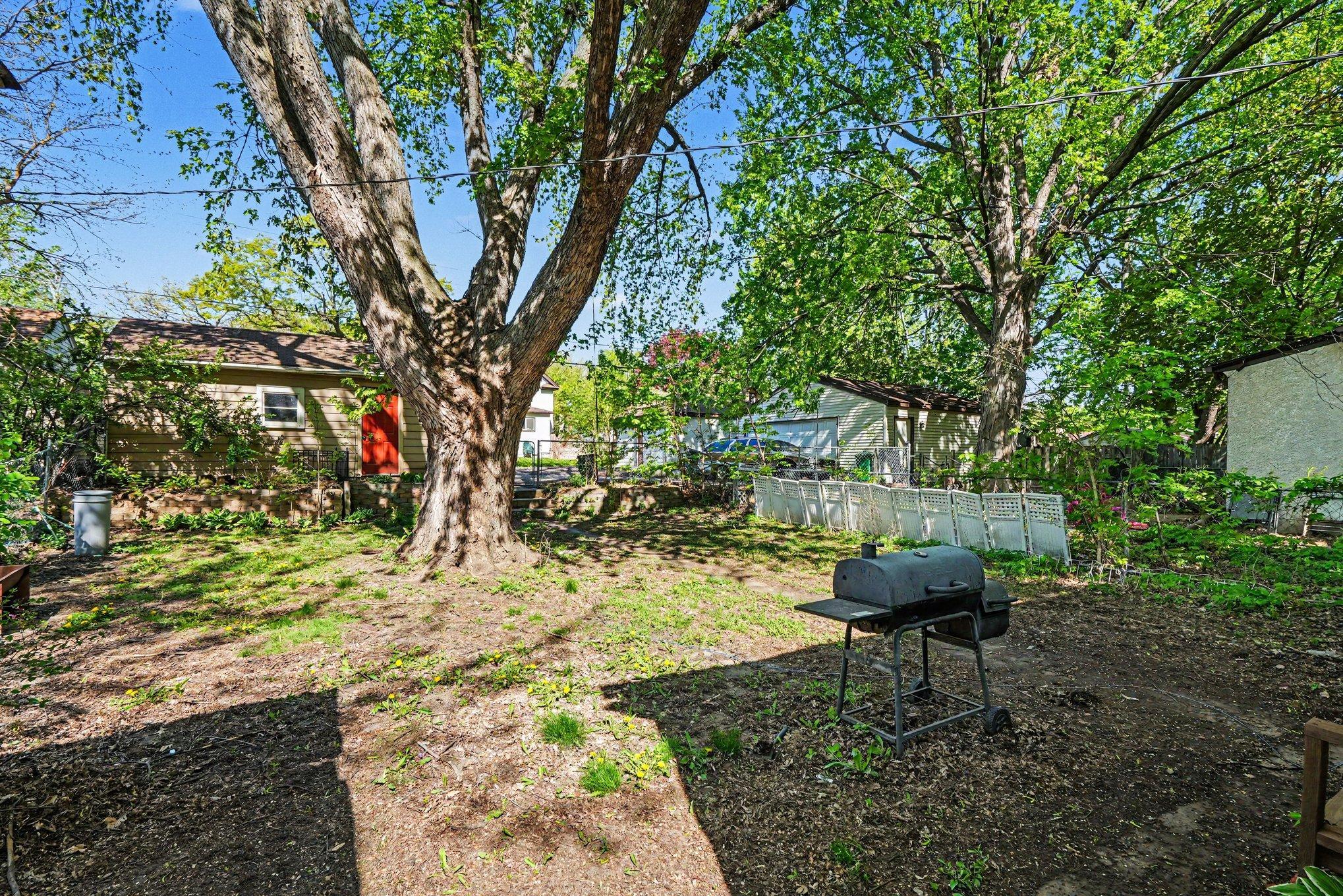 View of Residential at 3623 Russell Avenue, Minneapolis MN 55412, Minneapolis (18 of 20) - Mike Wilen | Minnesota Team Real Estate