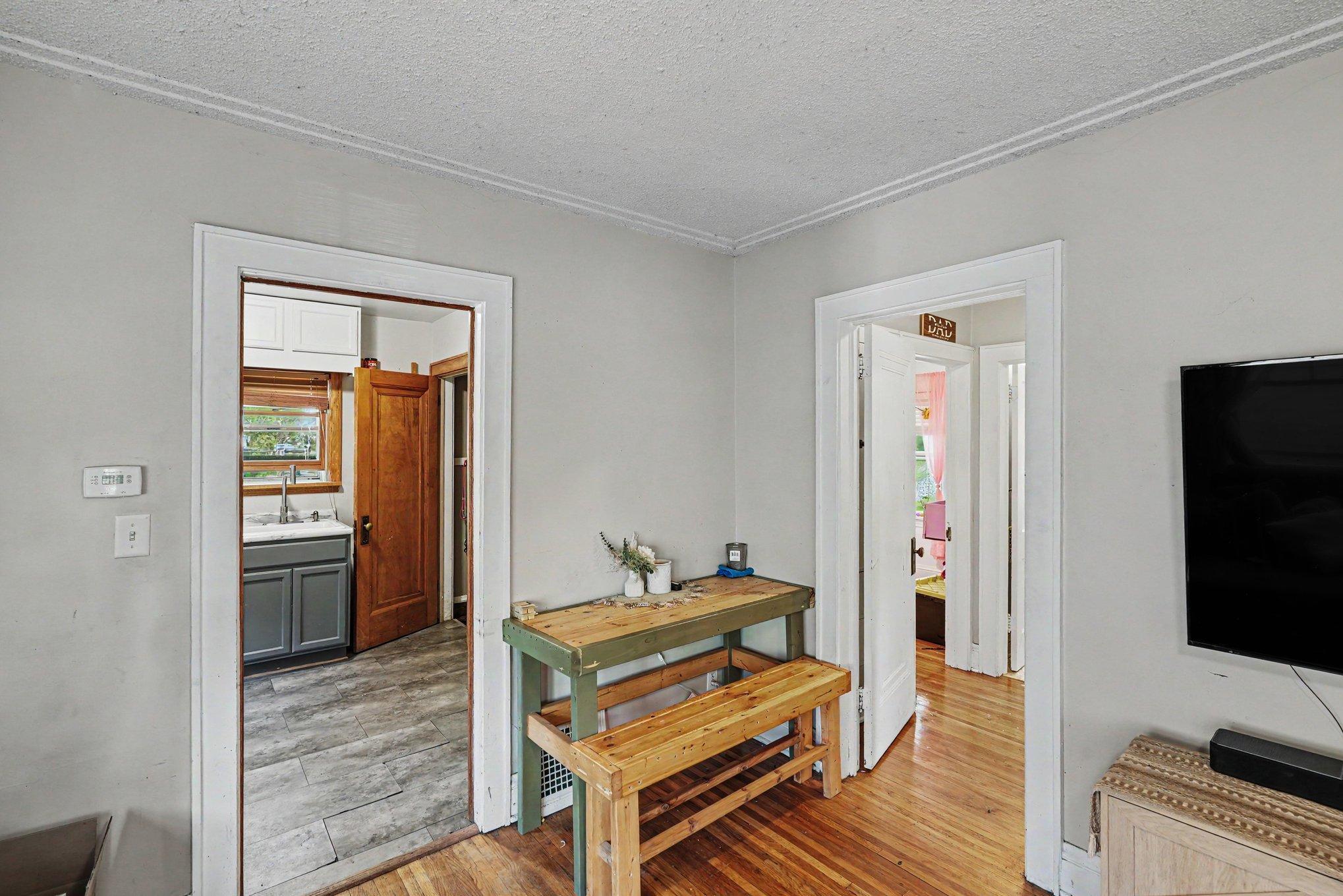 View of Residential at 3623 Russell Avenue, Minneapolis MN 55412, Minneapolis (6 of 20) - Mike Wilen | Minnesota Team Real Estate