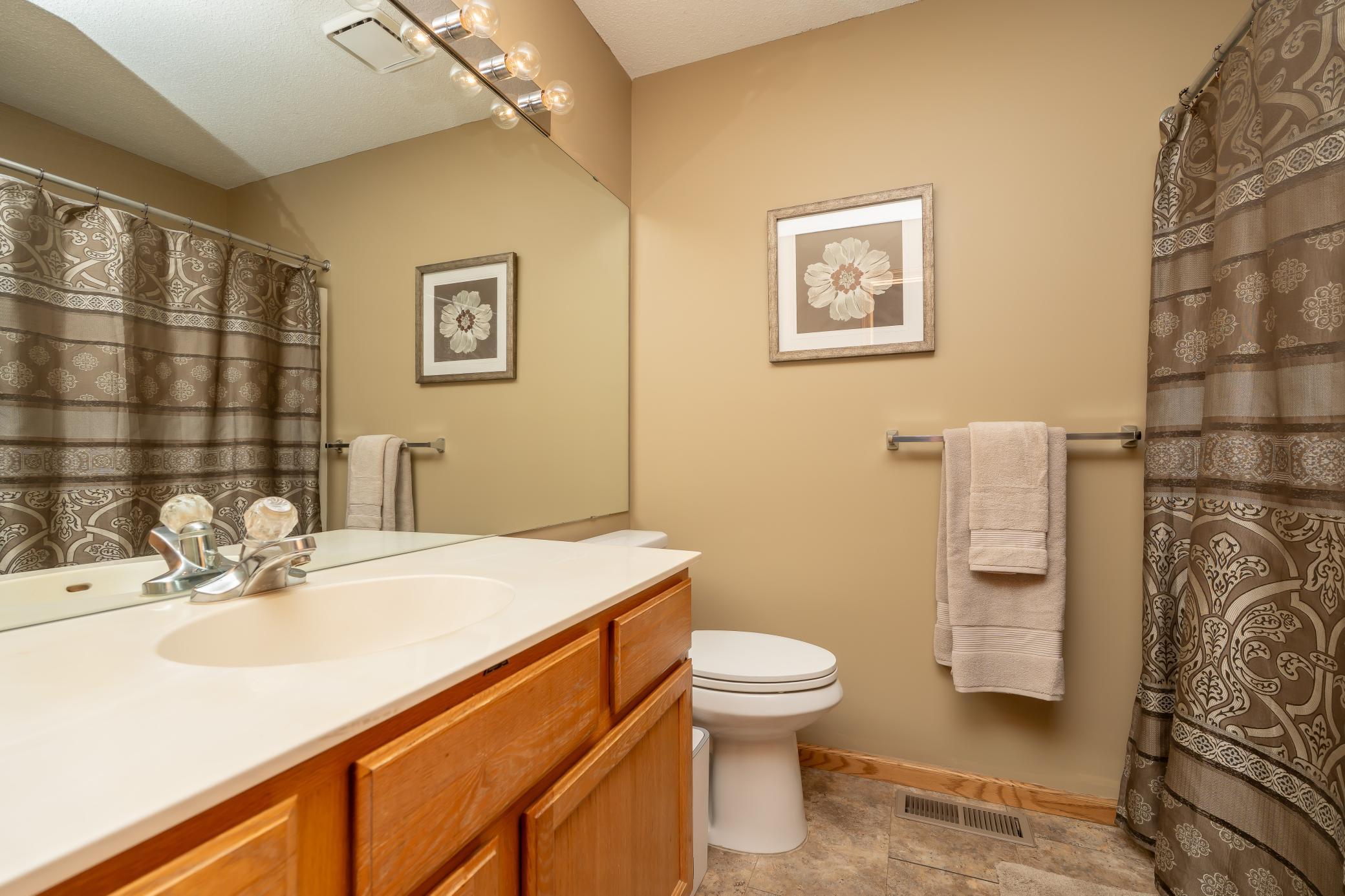 View of Residential at 2009 Southcross Drive #903, Burnsville MN 55306, Burnsville (10 of 14) - Mike Wilen | Minnesota Team Real Estate