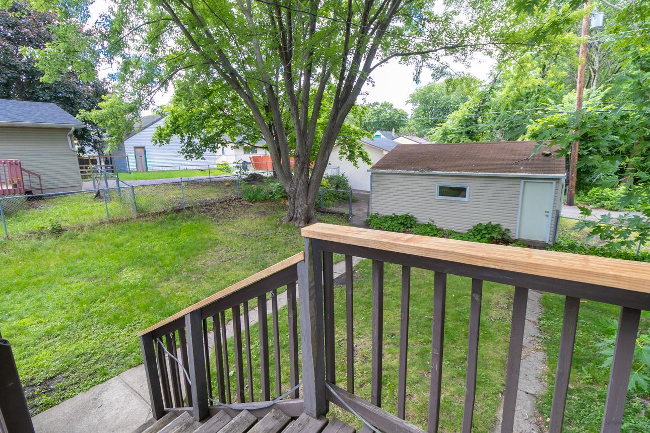 View of Residential at 1557 Dale Street, Saint Paul MN 55117, Saint Paul (21 of 25) - Mike Wilen | Minnesota Team Real Estate