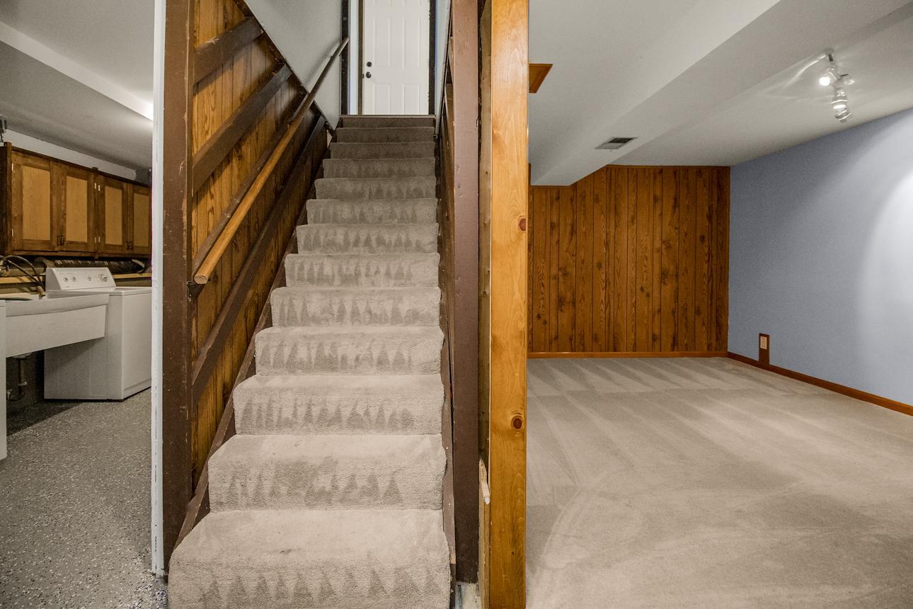 View of Residential at 1557 Dale Street, Saint Paul MN 55117, Saint Paul (13 of 25) - Mike Wilen | Minnesota Team Real Estate