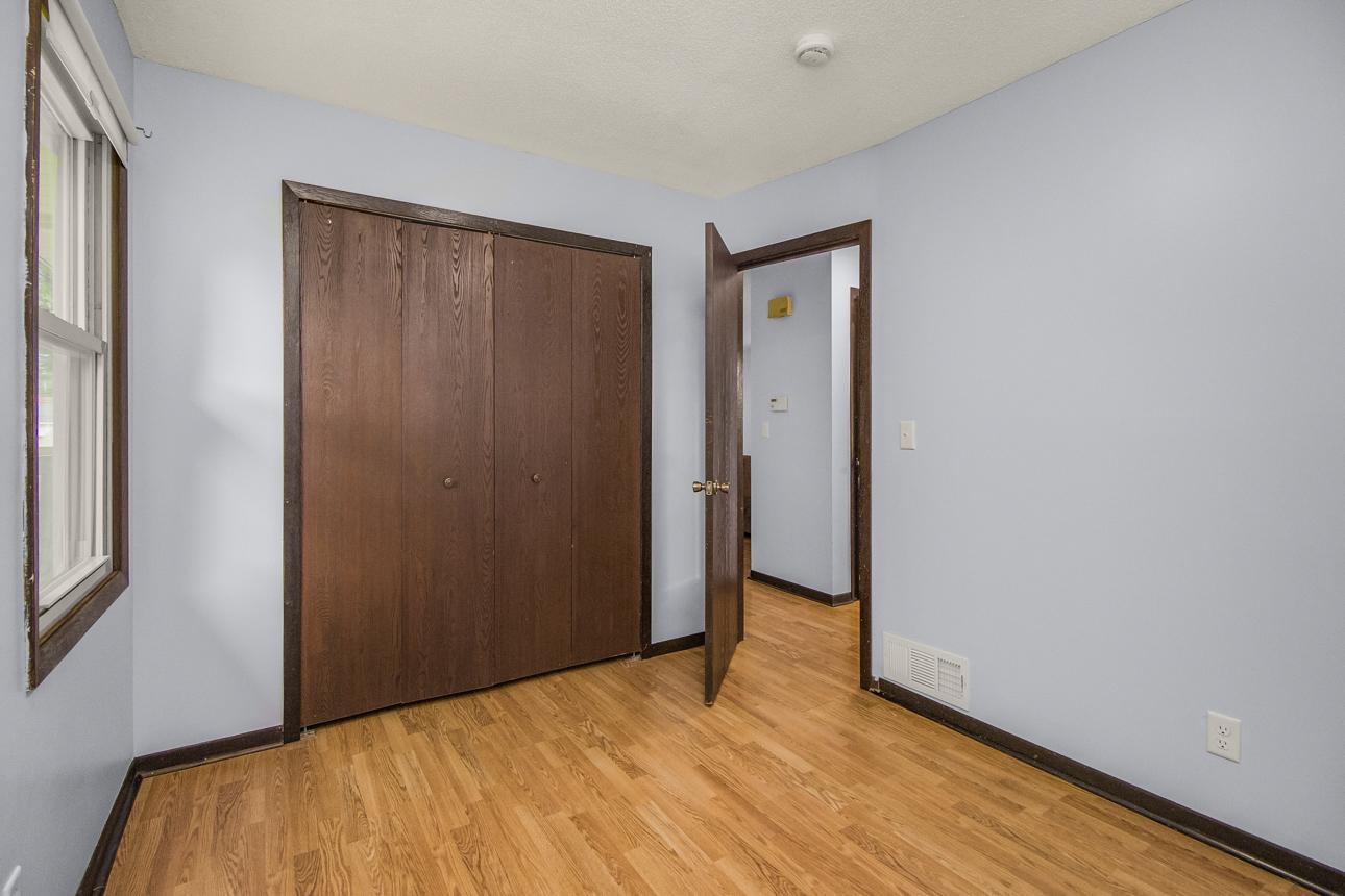 View of Residential at 1557 Dale Street, Saint Paul MN 55117, Saint Paul (12 of 25) - Mike Wilen | Minnesota Team Real Estate