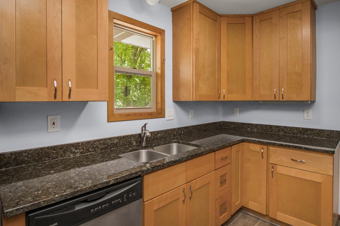 View of Residential at 1557 Dale Street, Saint Paul MN 55117, Saint Paul (7 of 25) - Mike Wilen | Minnesota Team Real Estate