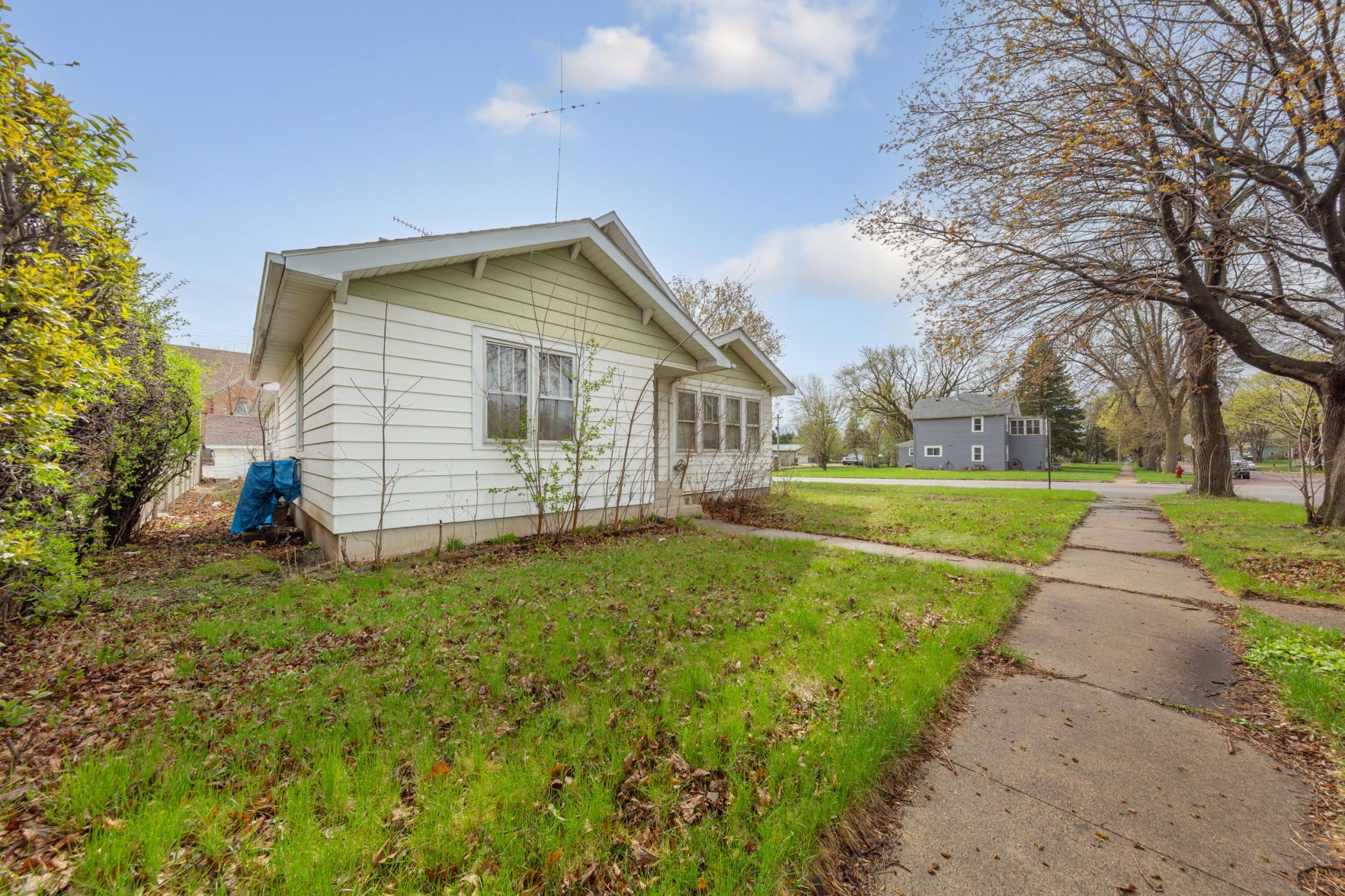 View of Residential at 1606 Greeley Avenue, Glencoe MN 55336, Glencoe (4 of 22) - Mike Wilen | Minnesota Team Real Estate