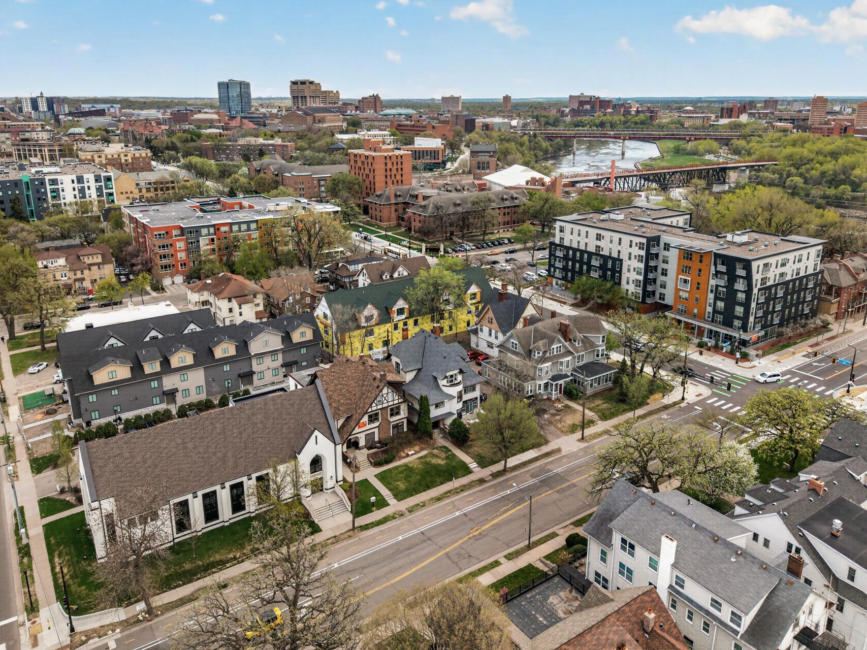 View of Commercial Sale at 314 10th Avenue, Minneapolis MN 55414, Minneapolis (5 of 12) - Mike Wilen | Minnesota Team Real Estate
