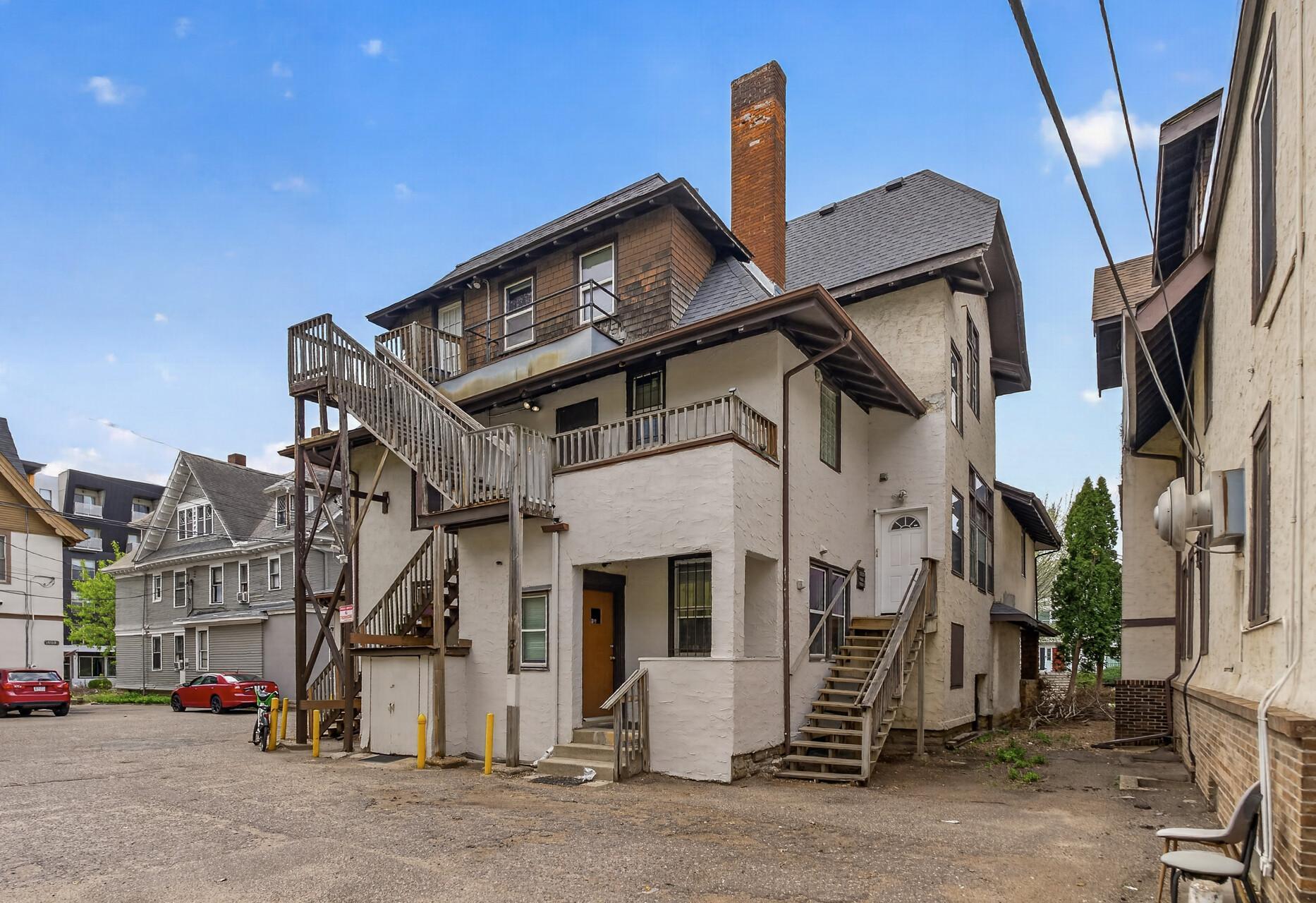 View of Commercial Sale at 314 10th Avenue, Minneapolis MN 55414, Minneapolis (3 of 12) - Mike Wilen | Minnesota Team Real Estate
