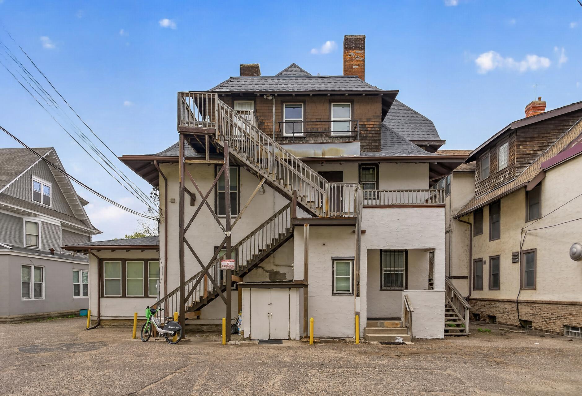 View of Commercial Sale at 314 10th Avenue, Minneapolis MN 55414, Minneapolis (6 of 12) - Mike Wilen | Minnesota Team Real Estate