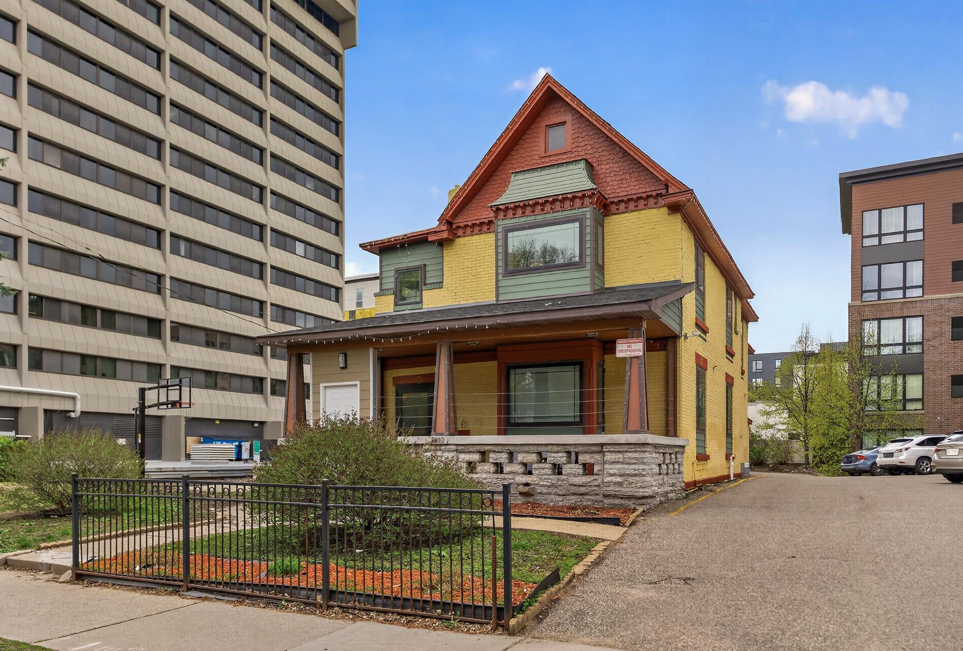 View of Commercial Sale at 1206 & 1212 5th Street, Minneapolis MN 55414, Minneapolis (27 of 33) - Mike Wilen | Minnesota Team Real Estate