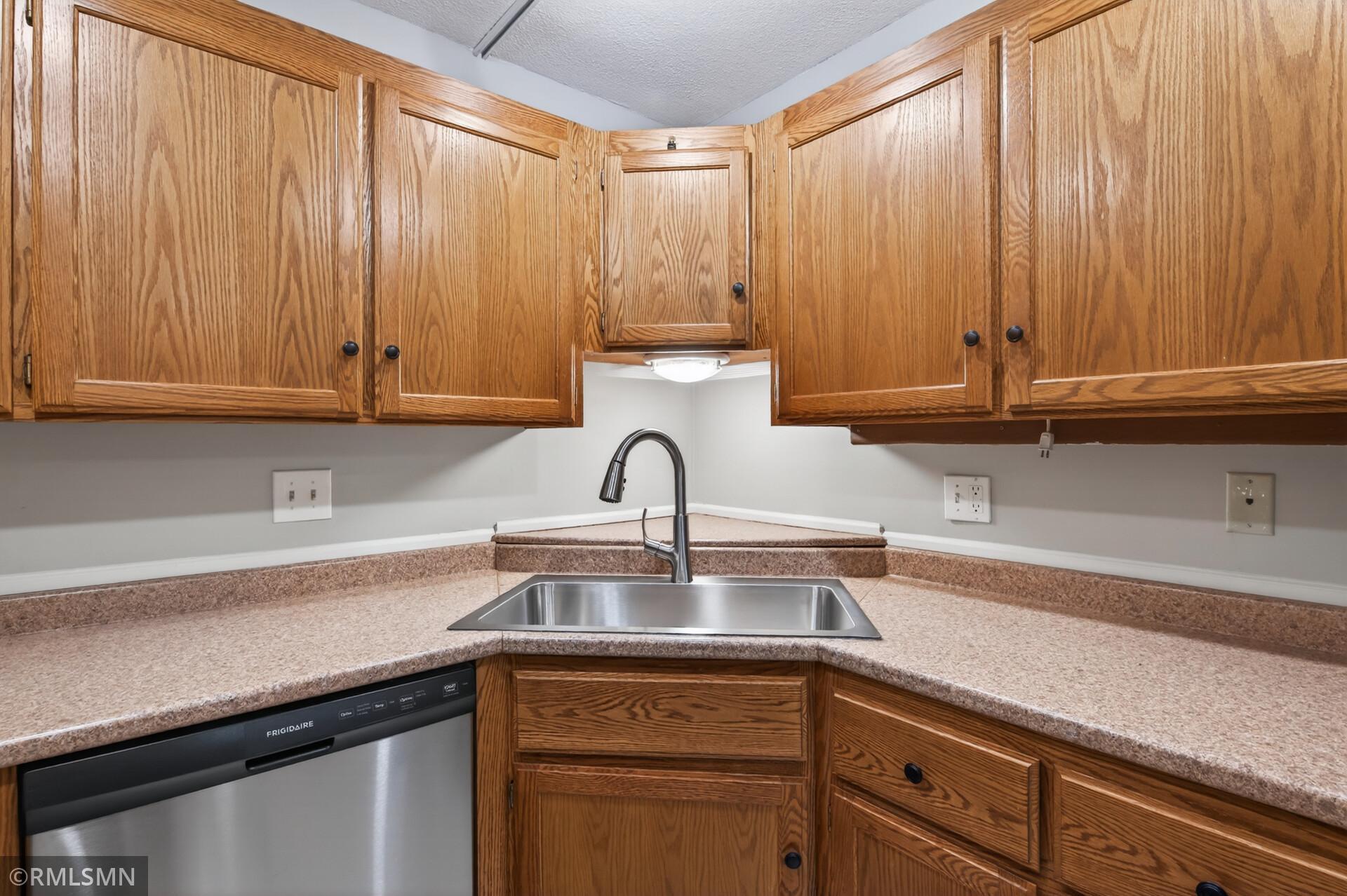 View of Residential at 400 Shelard Parkway #203, Saint Louis Park MN 55426, Saint Louis Park (13 of 26) - Mike Wilen | Minnesota Team Real Estate