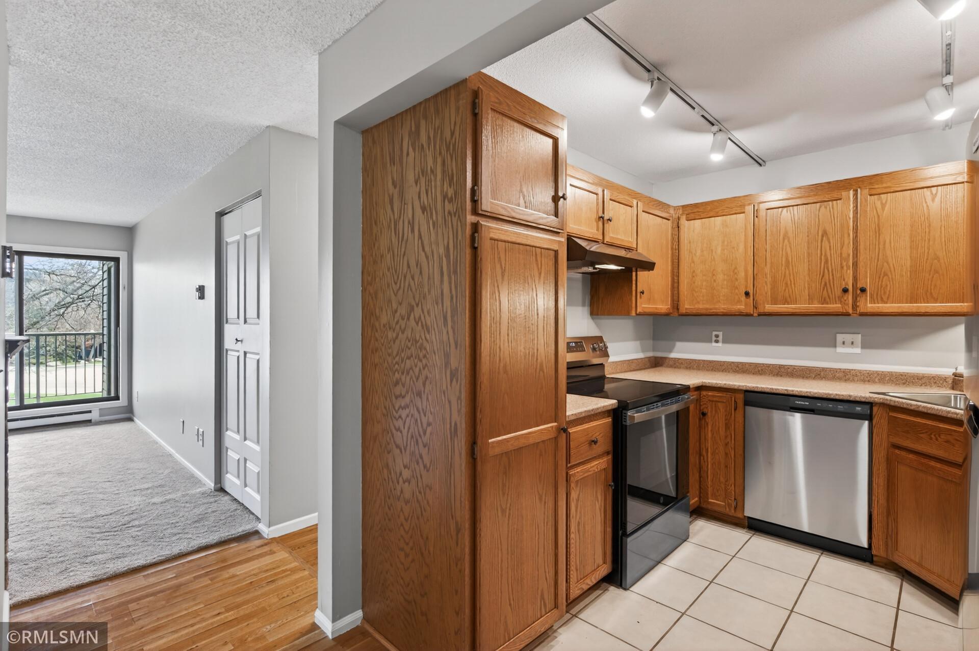 View of Residential at 400 Shelard Parkway #203, Saint Louis Park MN 55426, Saint Louis Park (10 of 26) - Mike Wilen | Minnesota Team Real Estate