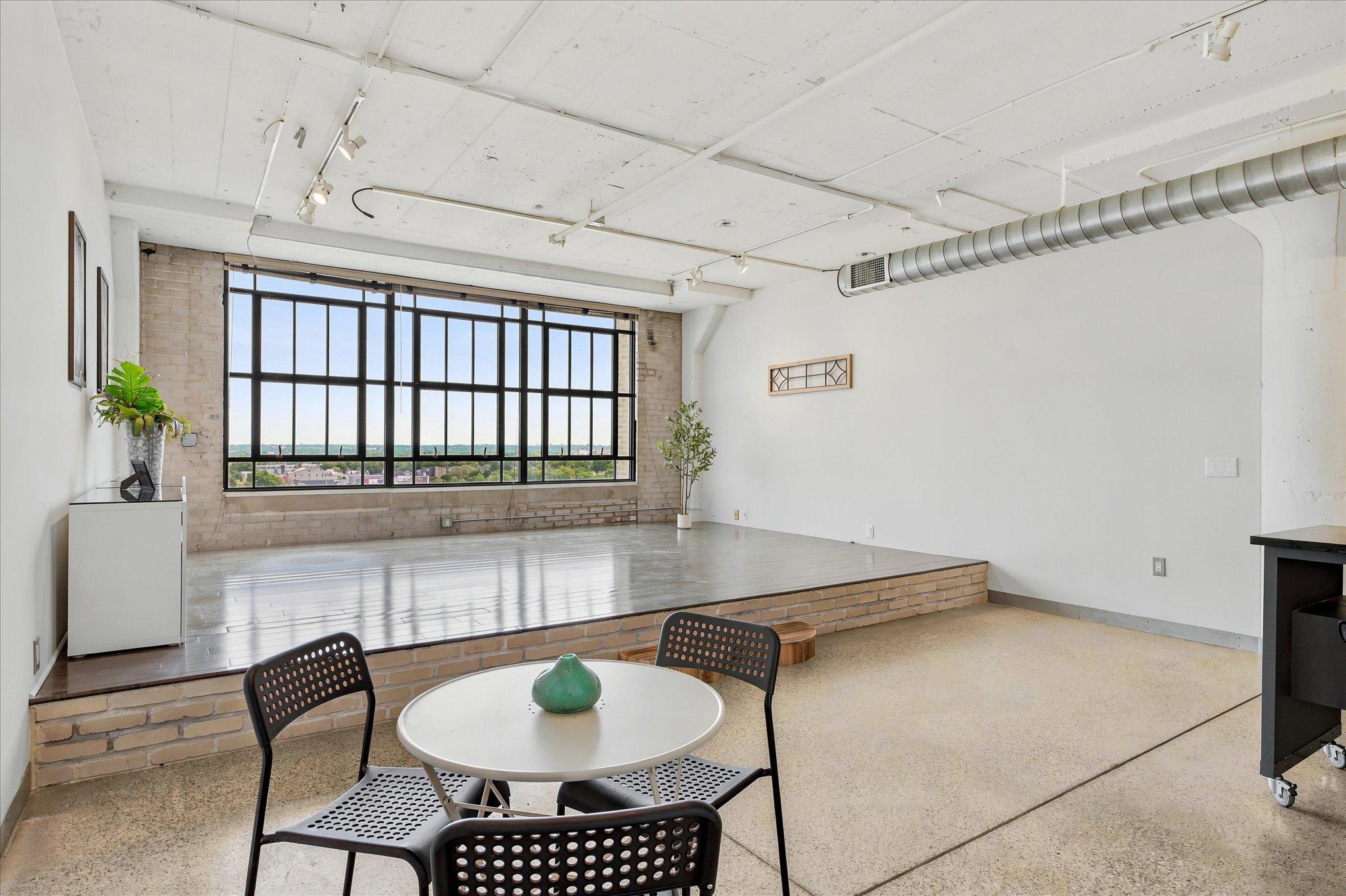 View of Residential at 2929 Chicago Avenue #1002, Minneapolis MN 55407, Minneapolis (18 of 60) - Mike Wilen | Minnesota Team Real Estate
