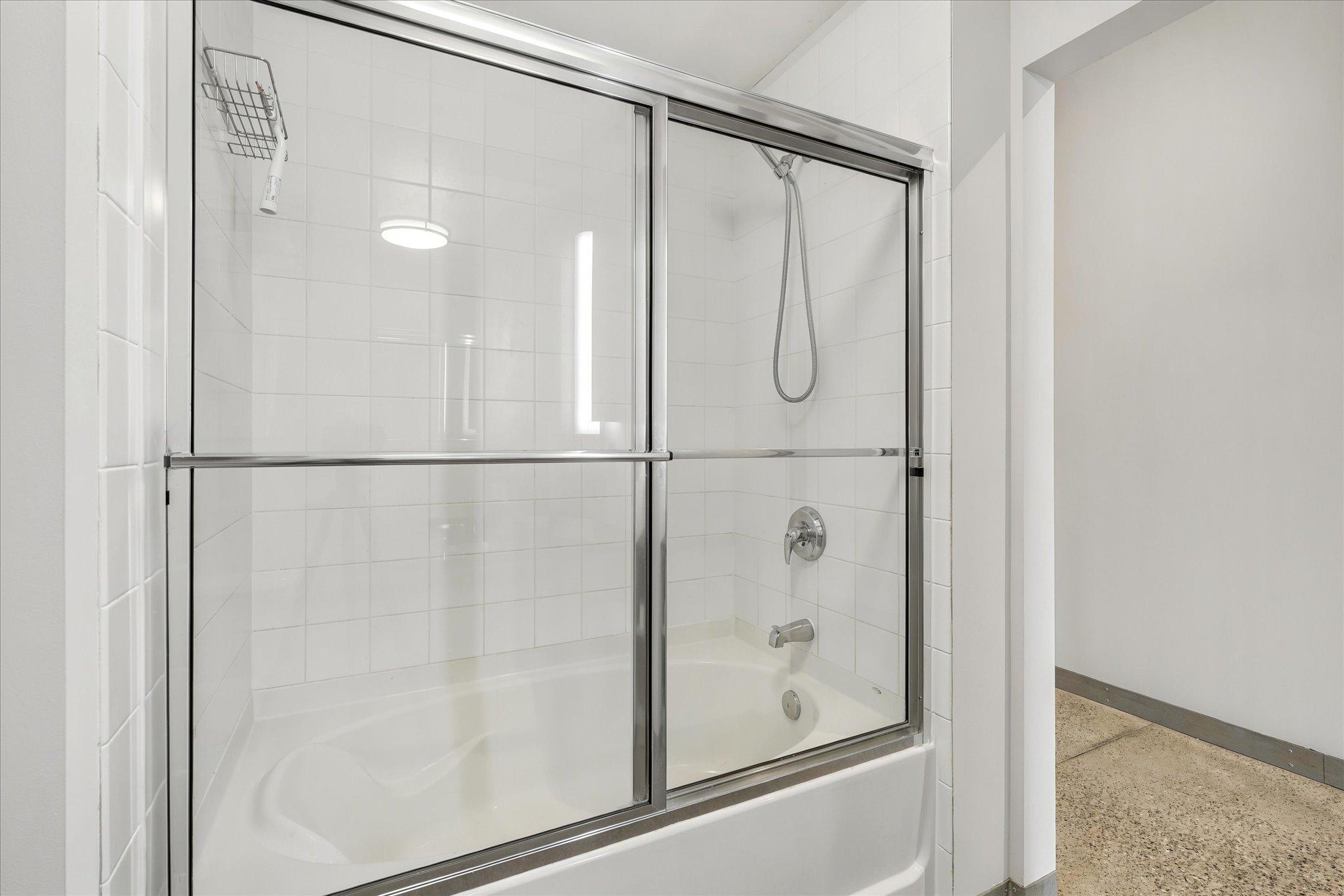 View of Residential at 2929 Chicago Avenue #1002, Minneapolis MN 55407, Minneapolis (31 of 60) - Mike Wilen | Minnesota Team Real Estate