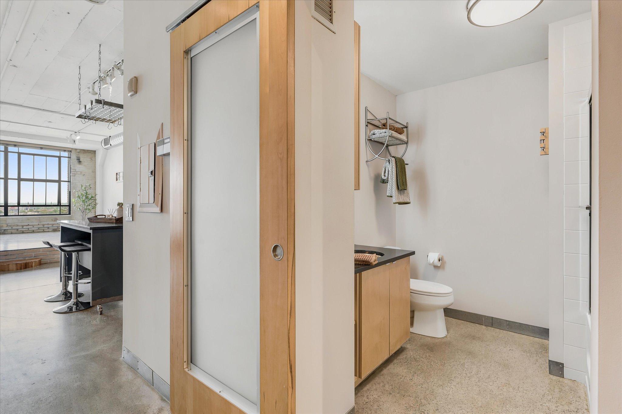 View of Residential at 2929 Chicago Avenue #1002, Minneapolis MN 55407, Minneapolis (32 of 60) - Mike Wilen | Minnesota Team Real Estate